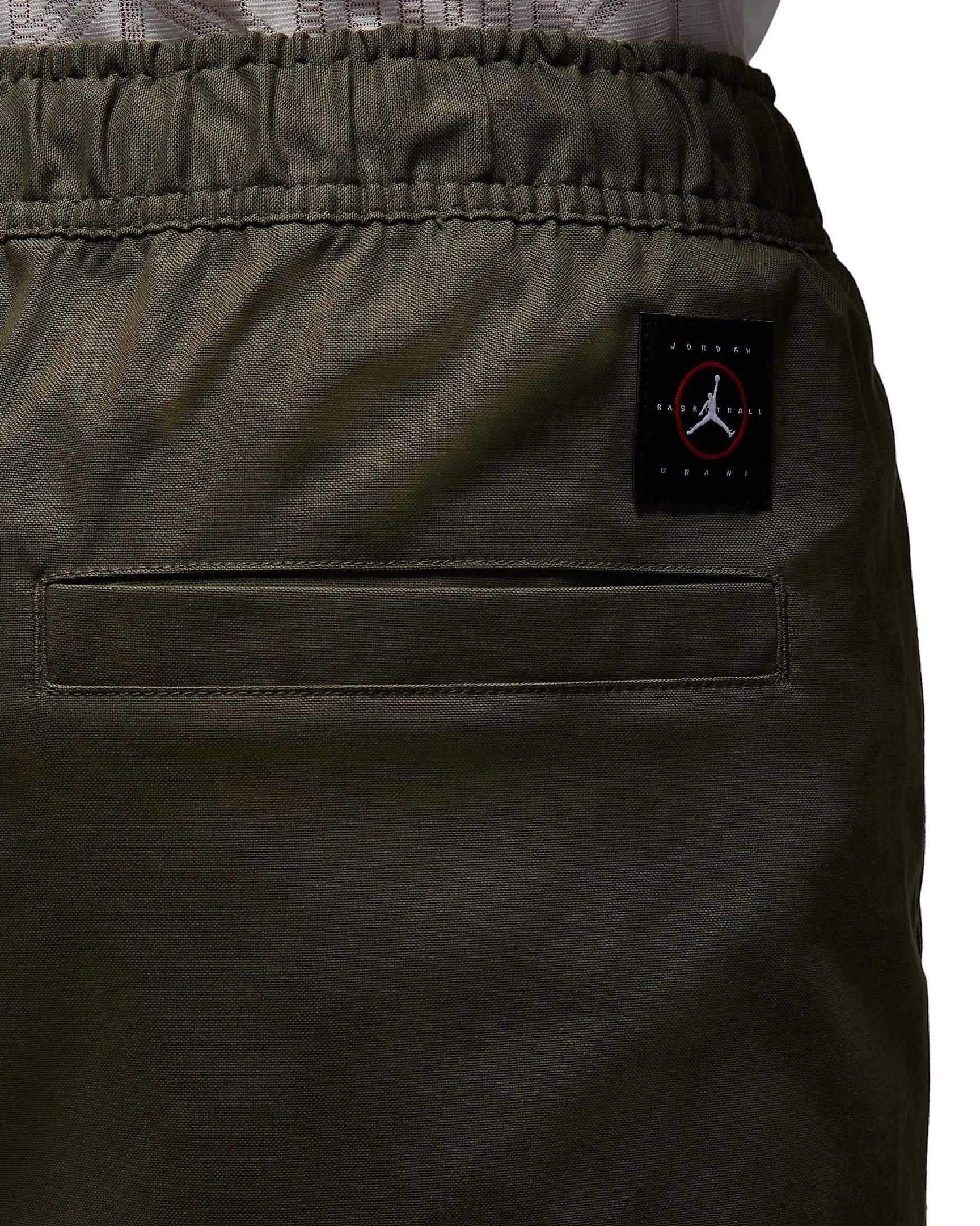 Jordan Men's Essentials Woven Shorts - GREEN Thumbnail View 5