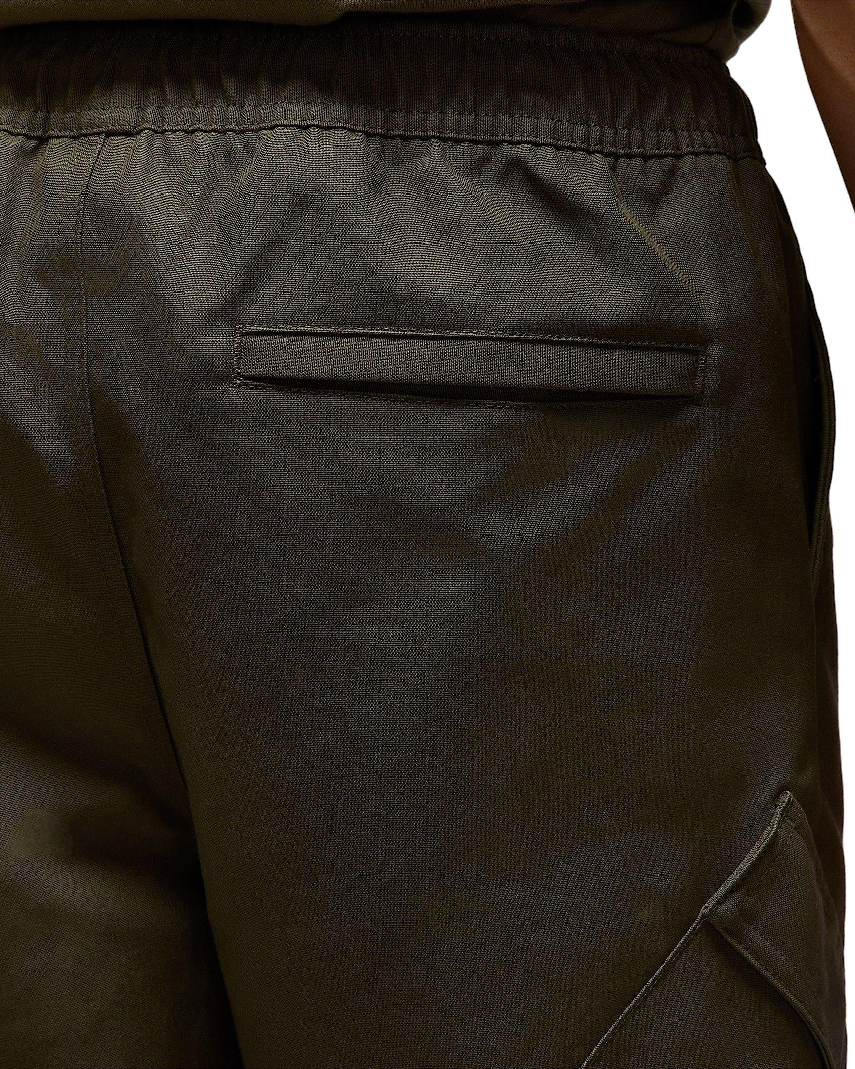 Jordan Men's Essentials Statement Chicago Shorts - GREEN Thumbnail View 5