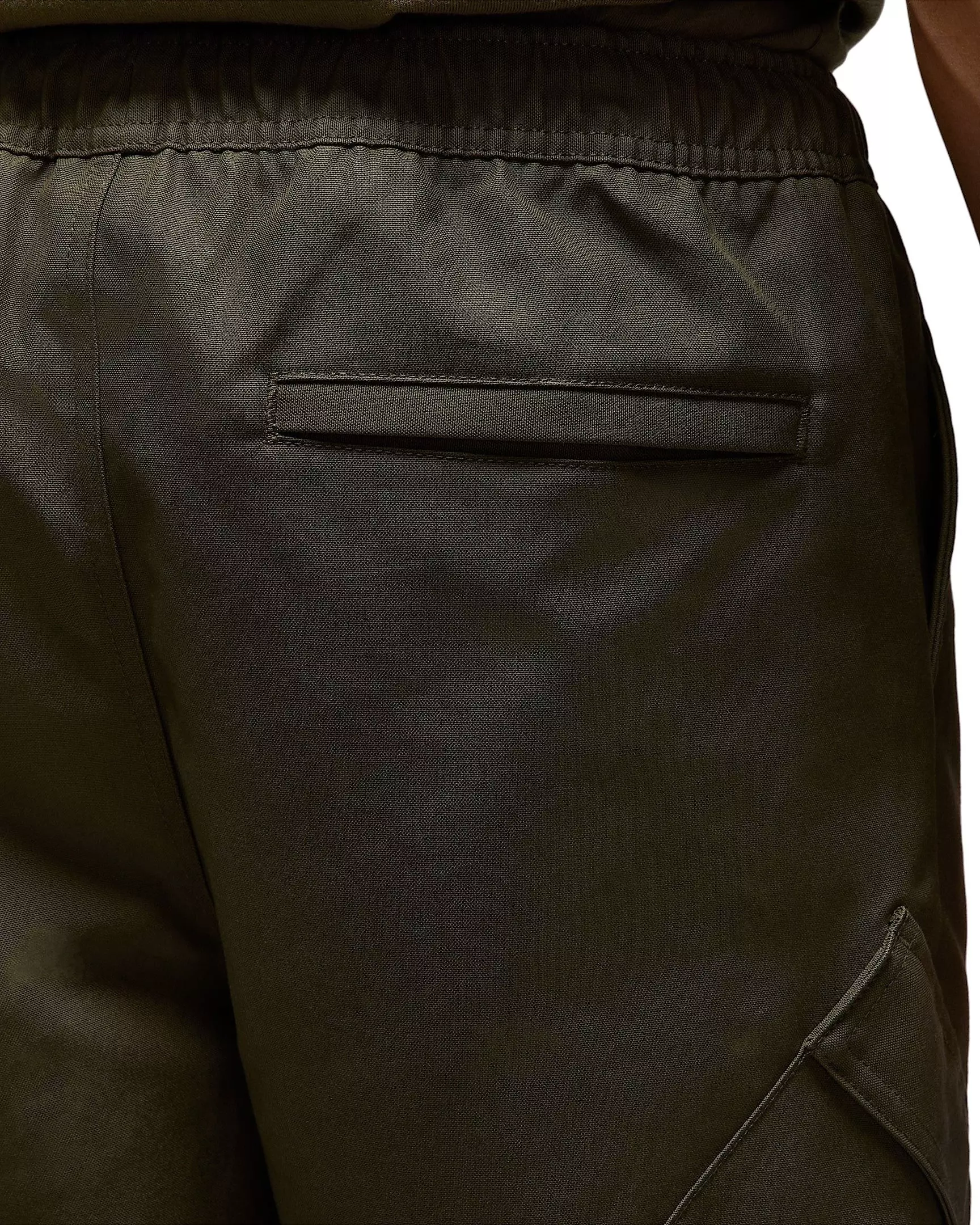 Jordan Men's Essentials Statement Chicago Shorts - GREEN