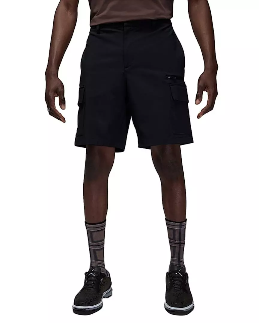 Jordan Men's Sport Water Repellent Gold Cargo Shorts - Black - BLACK