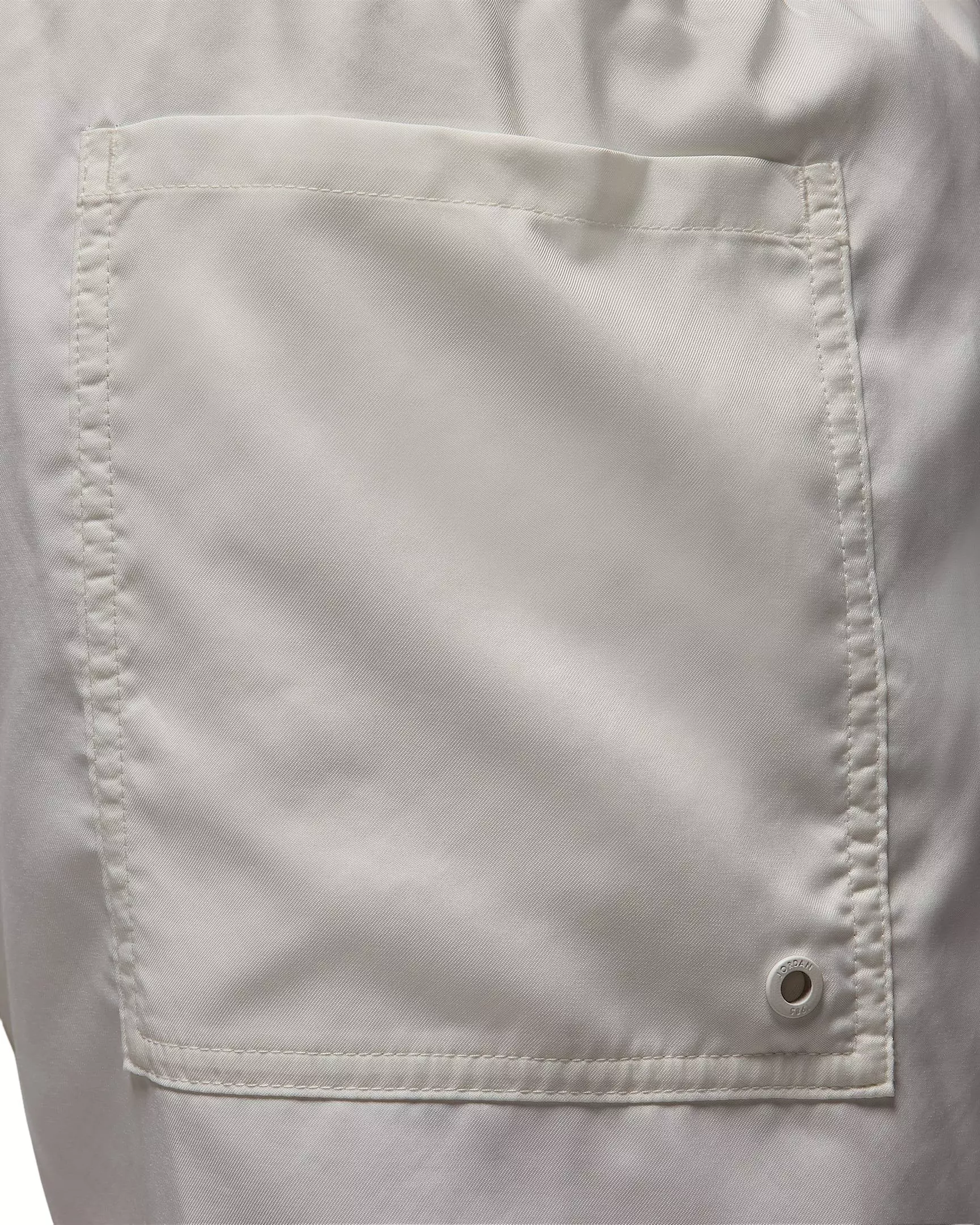 Jordan Men's Essentials Shorts - WHITE