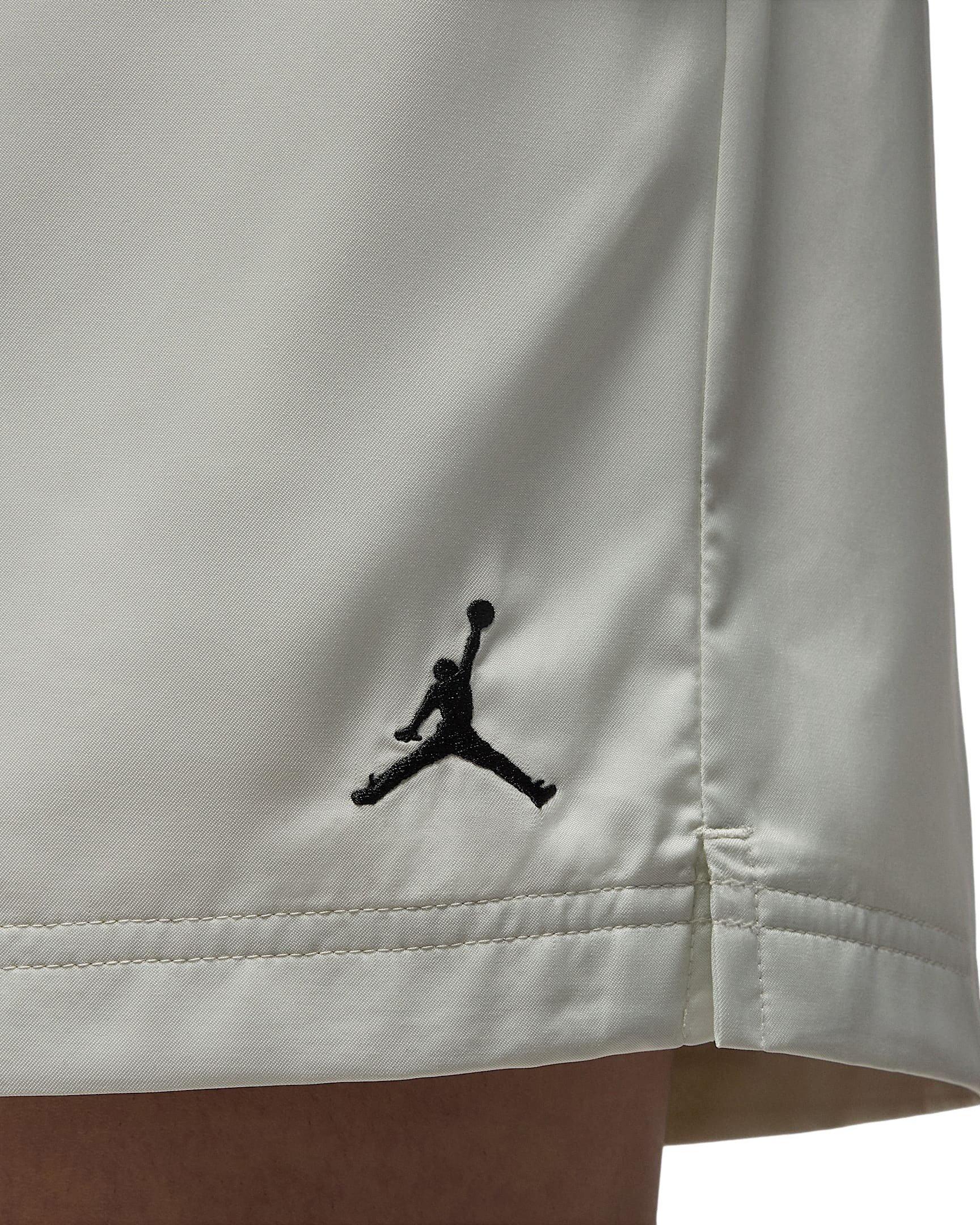Jordan Men's Essentials Shorts - GREEN Thumbnail View 5