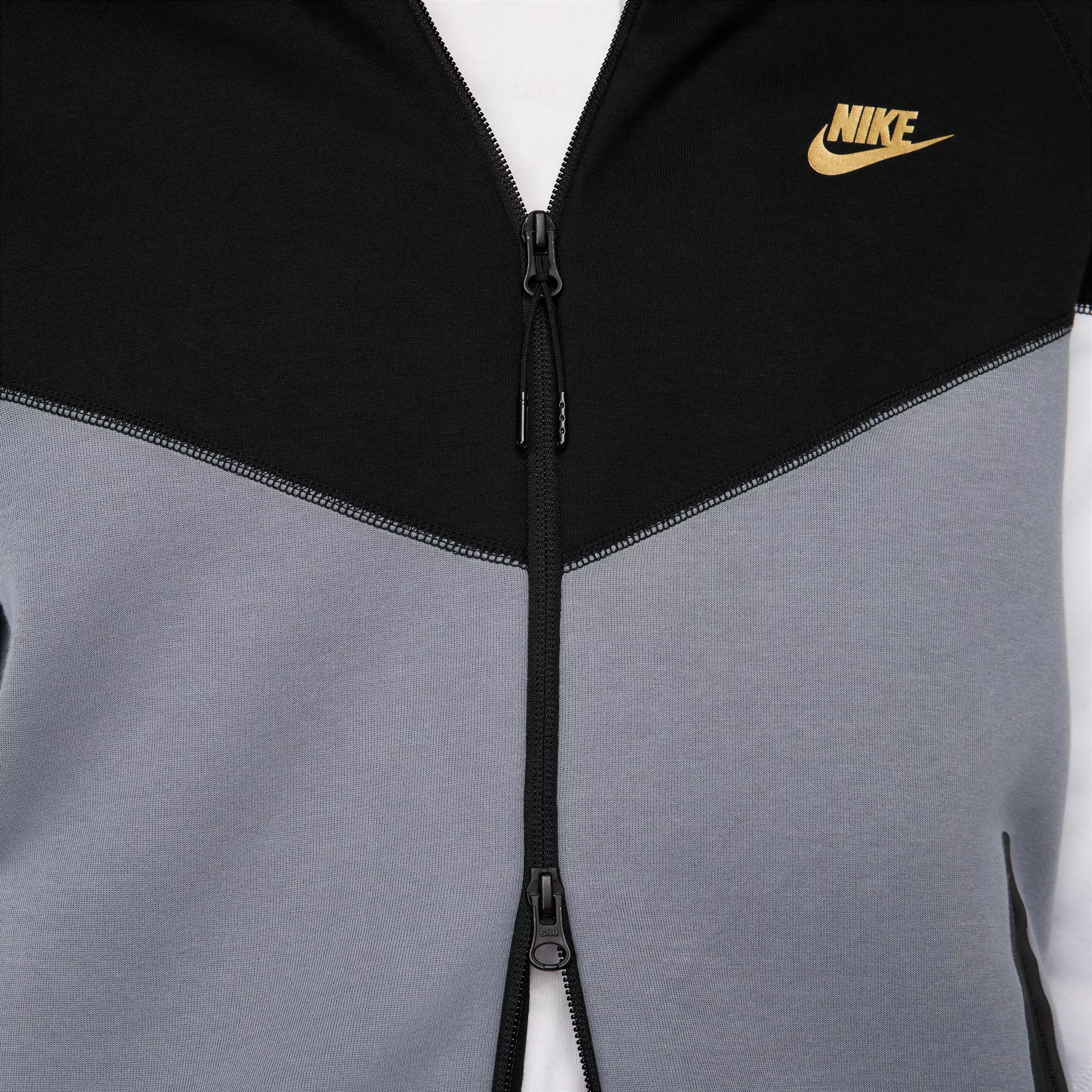 Nike Men's Sportswear Tech Fleece Windrunner Full-Zip Hooded Jacket - BLACK