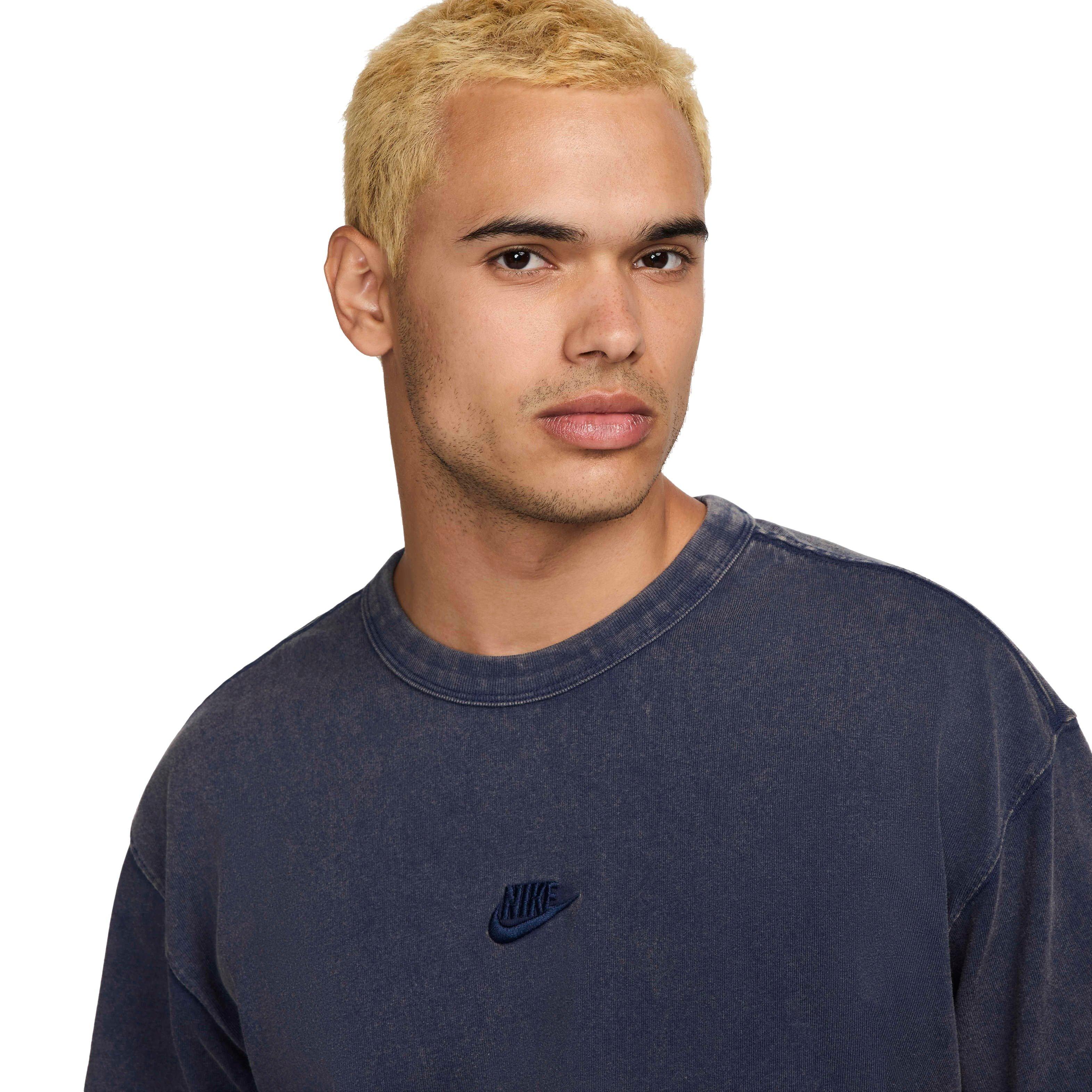 Nike Men's Sportswear Premium Essentials T-Shirt - BLUE Thumbnail View 3