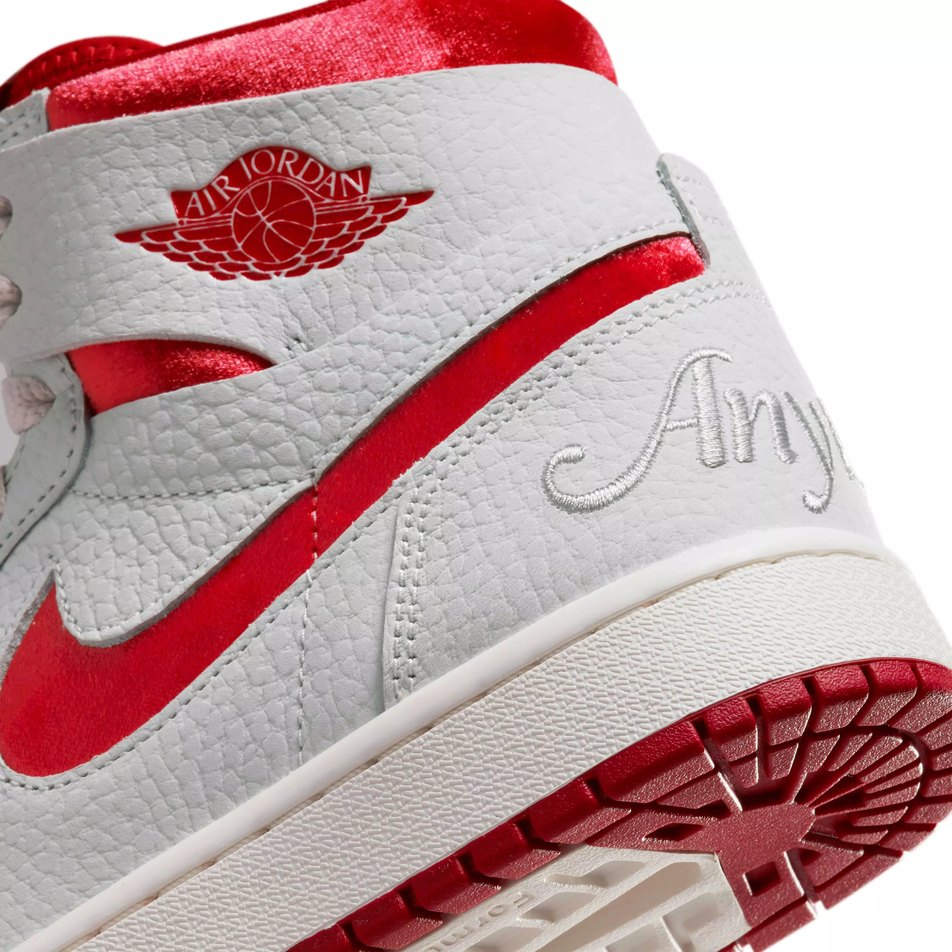 Jordan 1 Zoom CMFT 2 "Valentines Day" Women's Shoe - WHITE/PHANTOM/RED