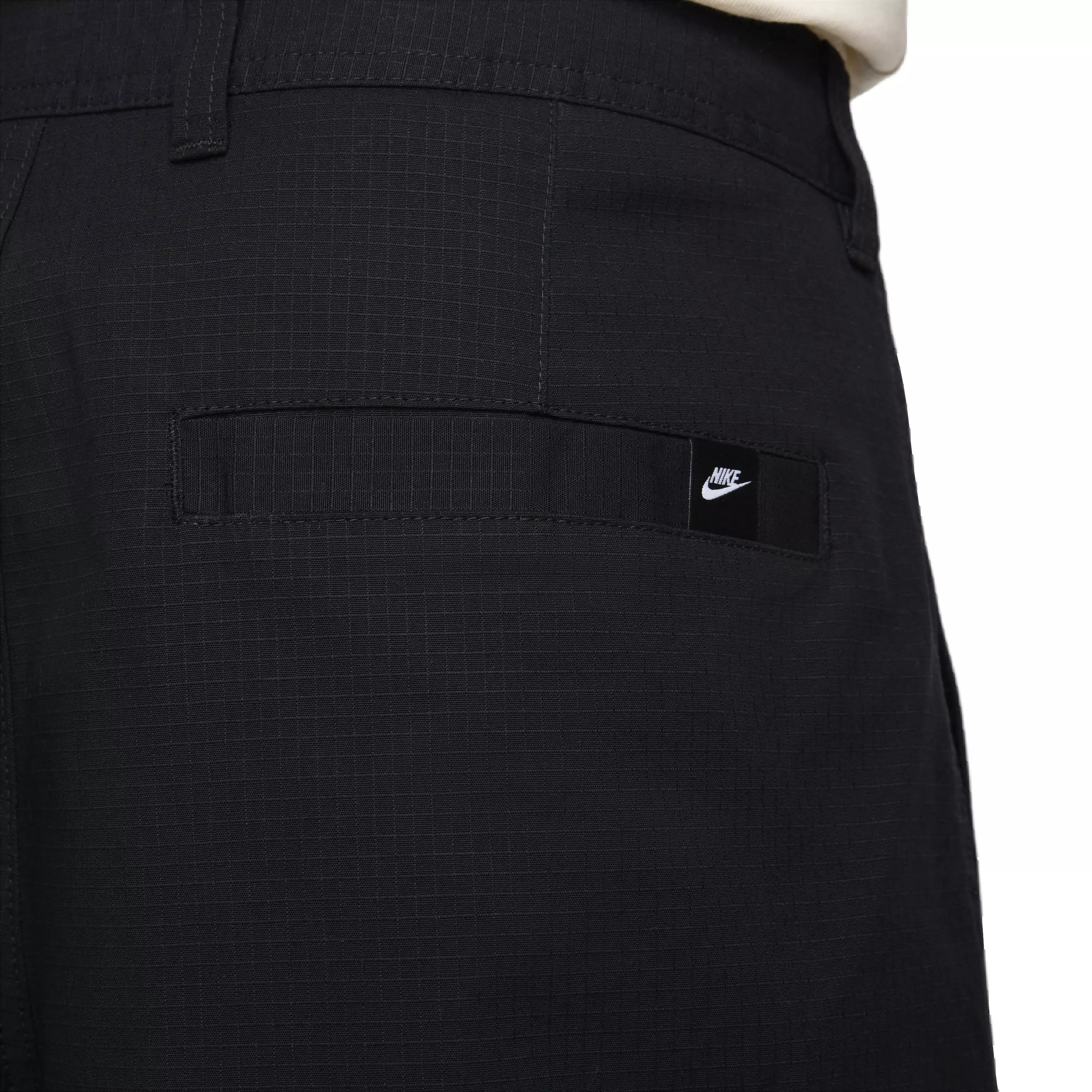 Nike Men's Club Cargo Shorts - BLACK