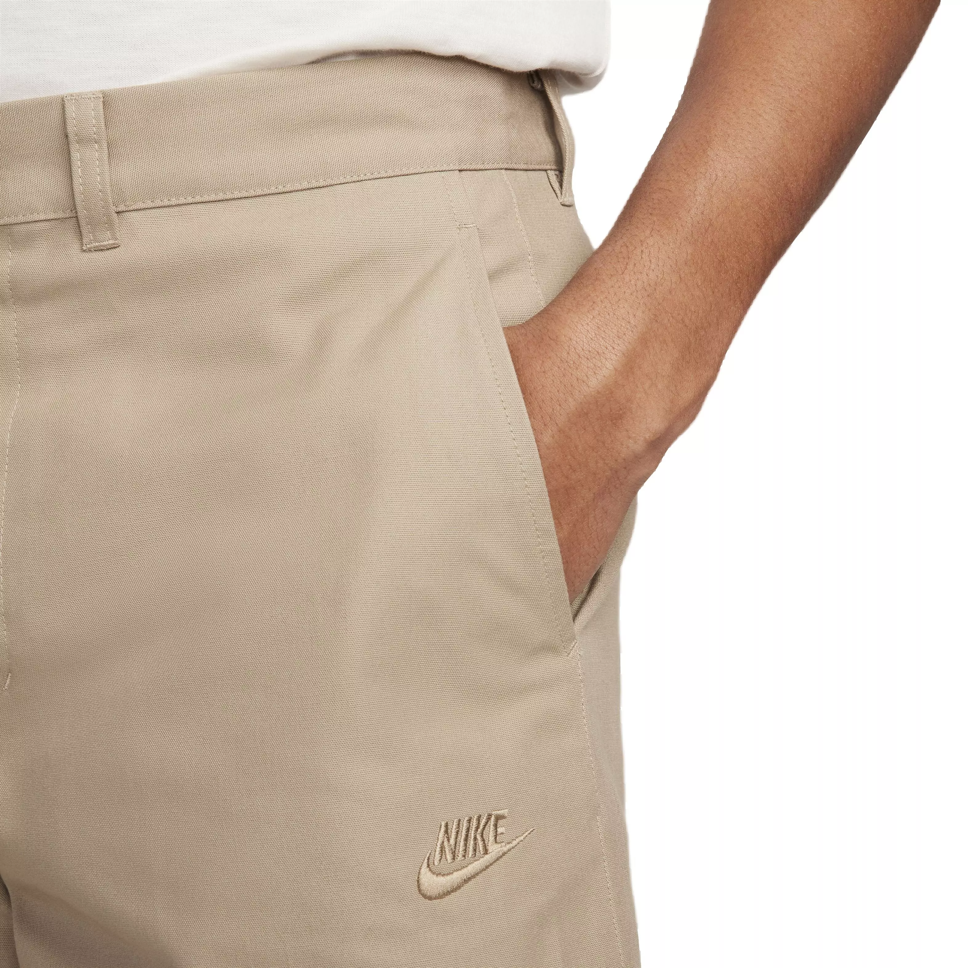 Nike Men's Club Chino Shorts - BROWN