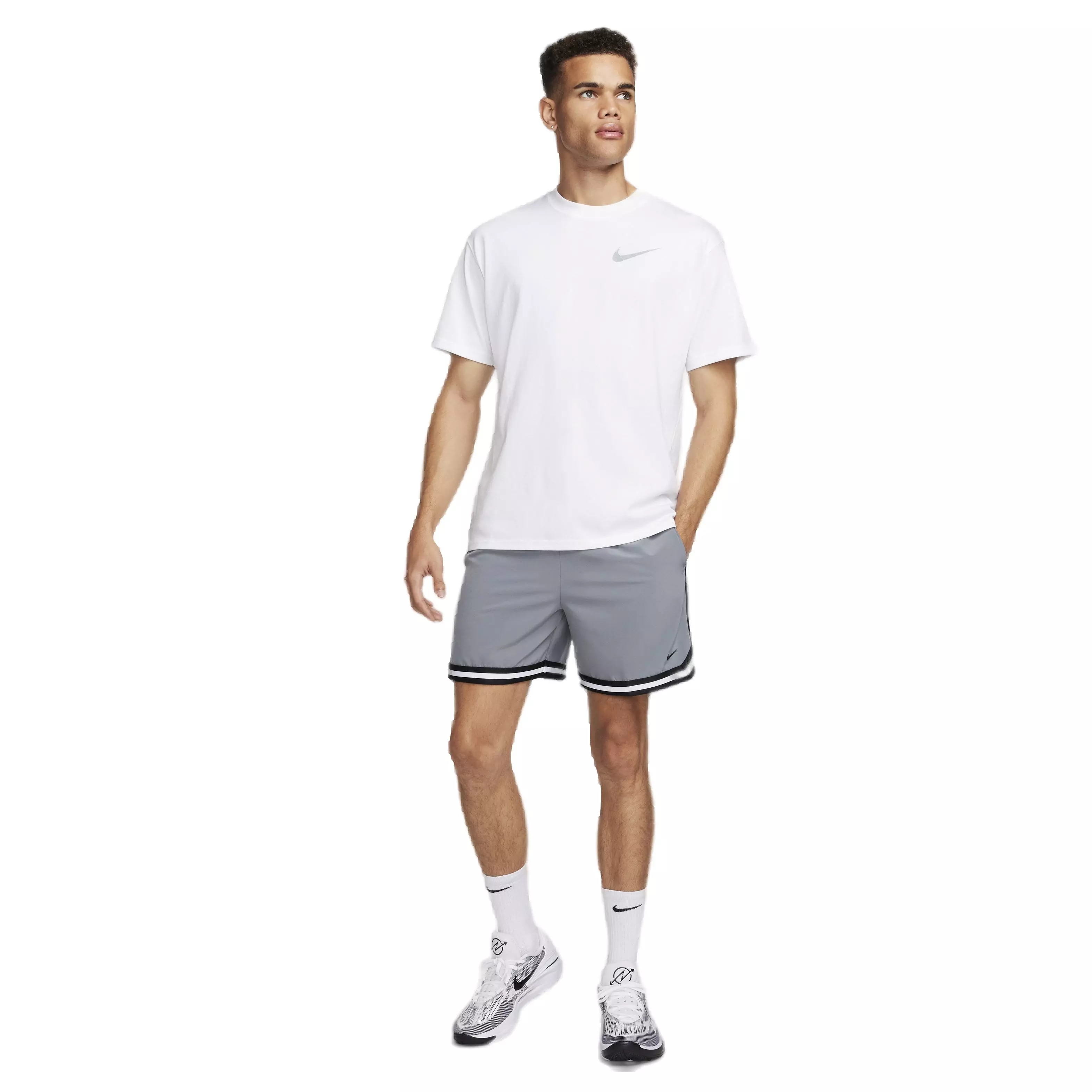 Nike Men's DNA Dri-FIT 6" UV Woven Basketball Shorts - GREY