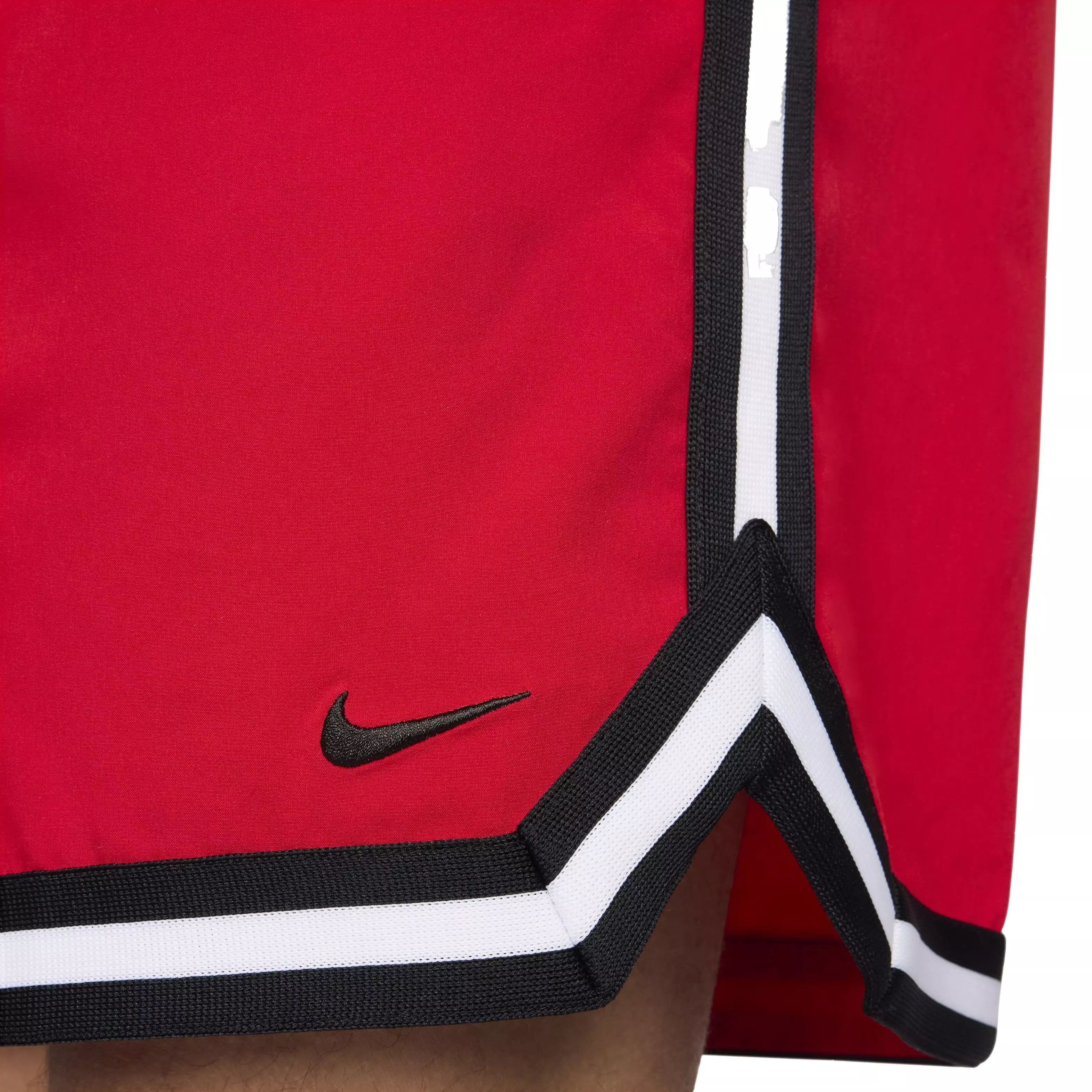 Nike Men's DNA Dri-FIT 6" UV Woven Basketball Shorts - RED