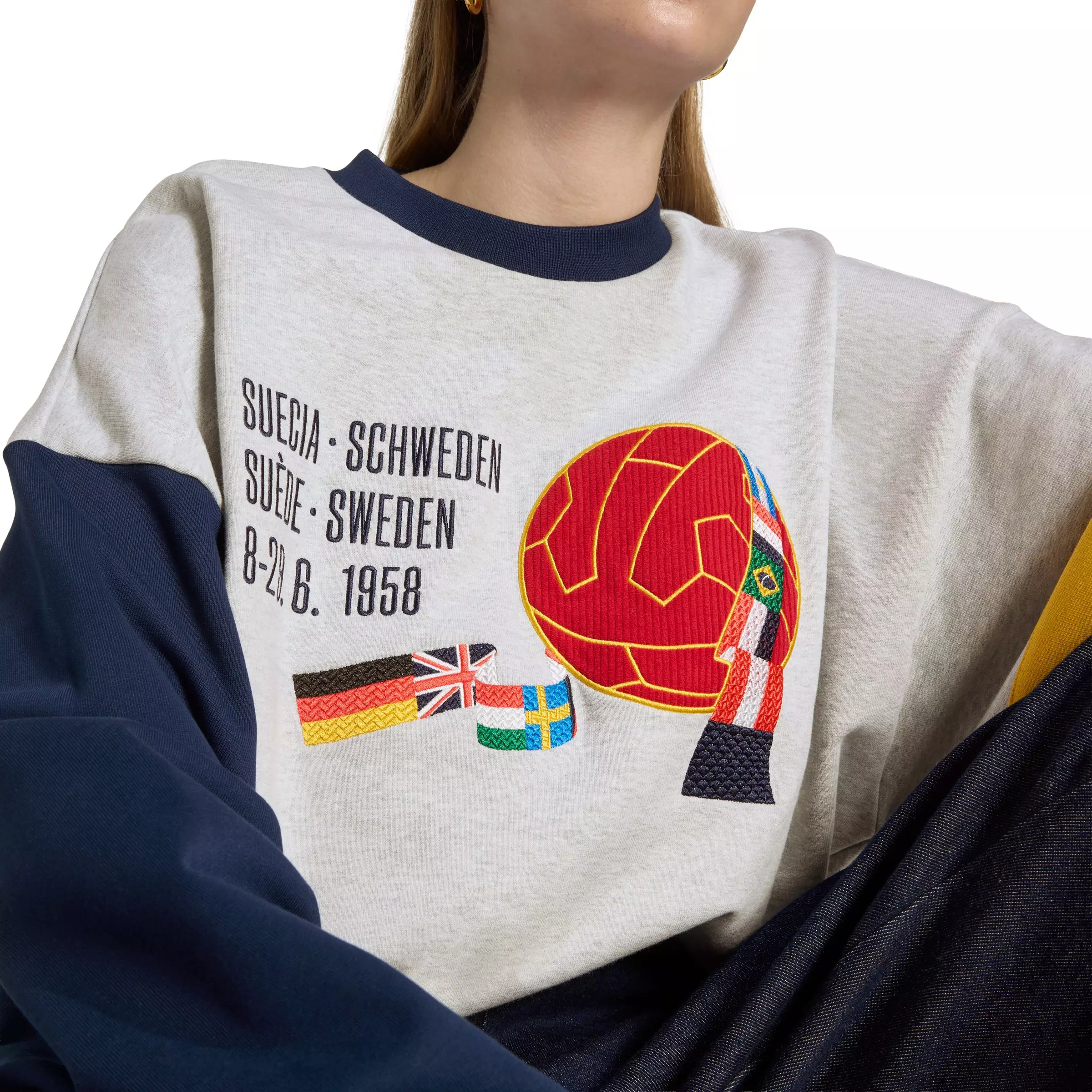 adidas Originals Women's Sweden World Cup Crew Sweatshirt - Grey/Navy - GREY/NAVY
