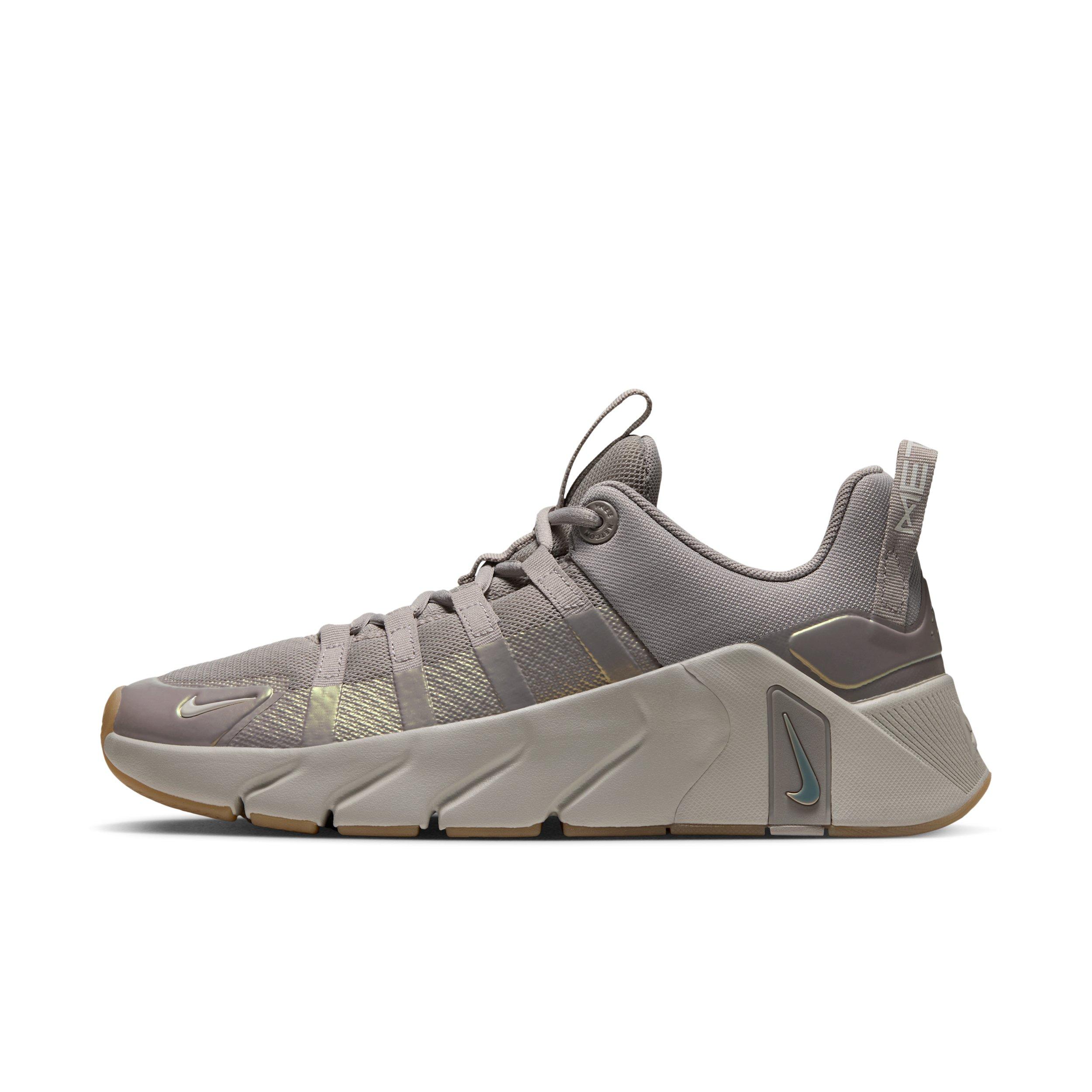 Nike Free Metcon 7 SE "College Grey/Light Bone/Gum Yellow/Pale Ivory" Women's Training Shoe - GREY/LT BONE/YELLOW/IVORY