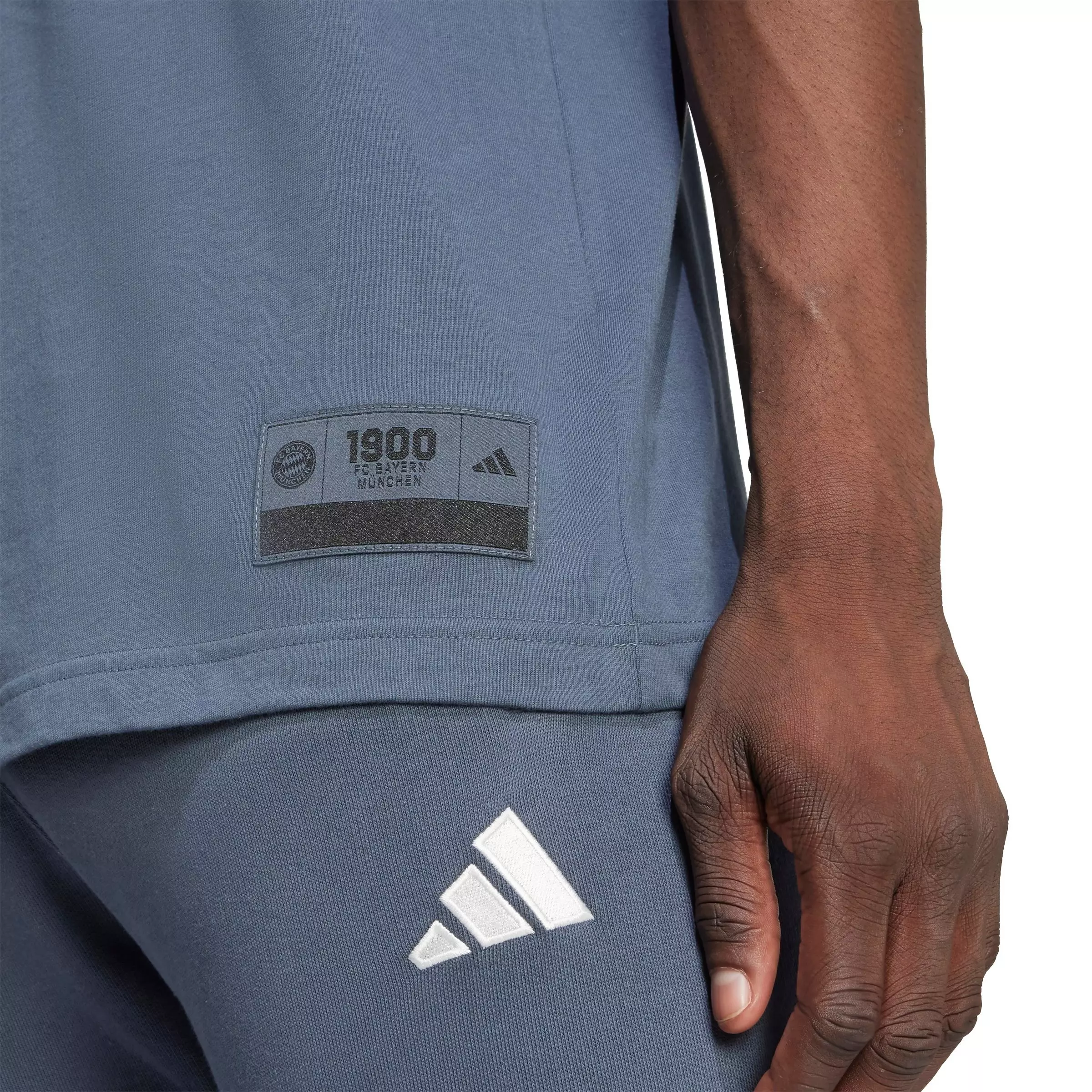 adidas Men's FC Bayern US Pack T-Shirt - Grey - GREY