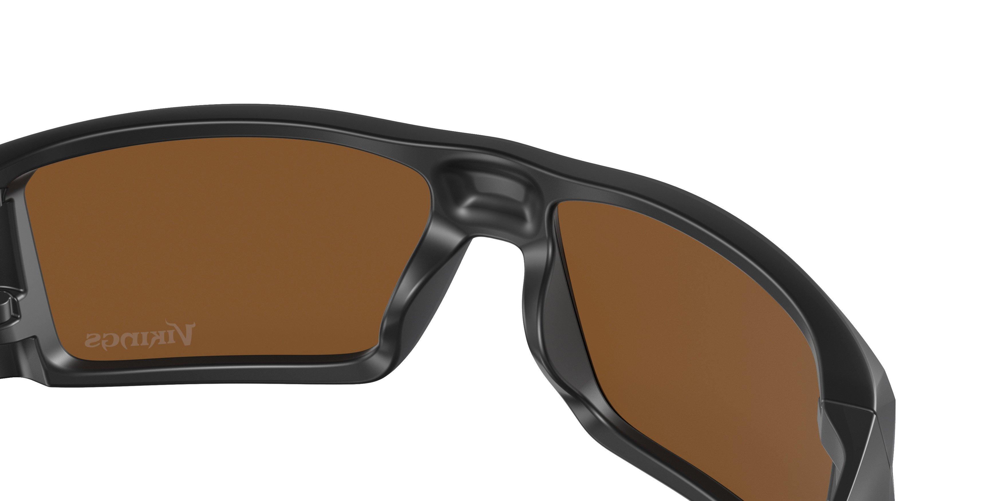 Oakley Heliostat Prizm Violet Sunglasses - Matte Black - BLACK/VIOLET Thumbnail View 6