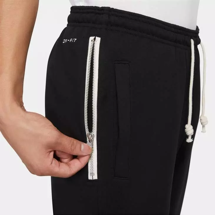 Nike Men's Dri-FIT Standard Issue Black Basketball Pants - BLACK