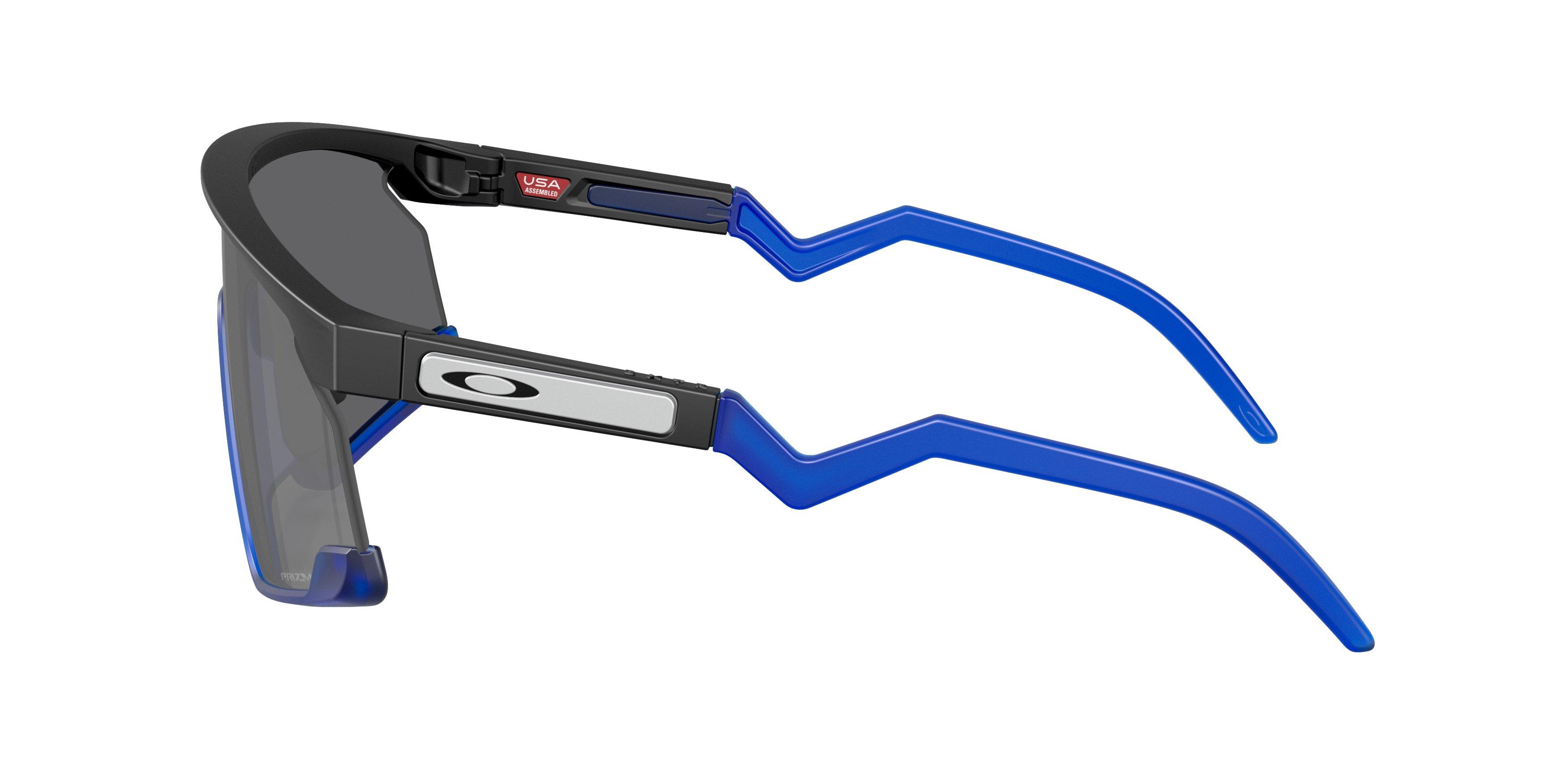 Oakley BXTR Prizm Black Sunglasses - Matte Black - BLACK/GREY Thumbnail View 4