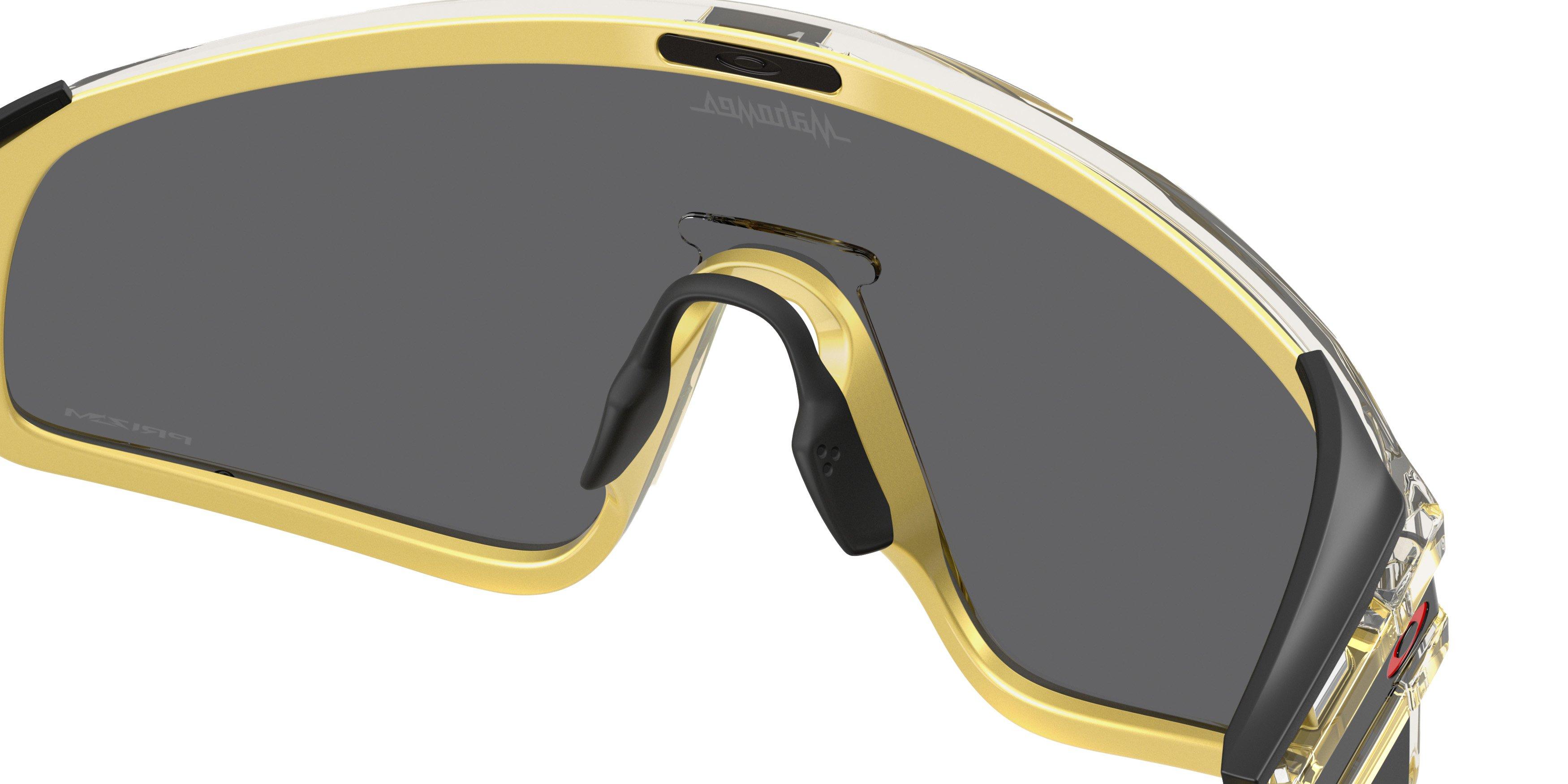 Oakley Latch Panel x Patrick Mahomes II Sunglasses - Prizm Black Lenses & Gold Glass Frame - GOLD/GREY Thumbnail View 6