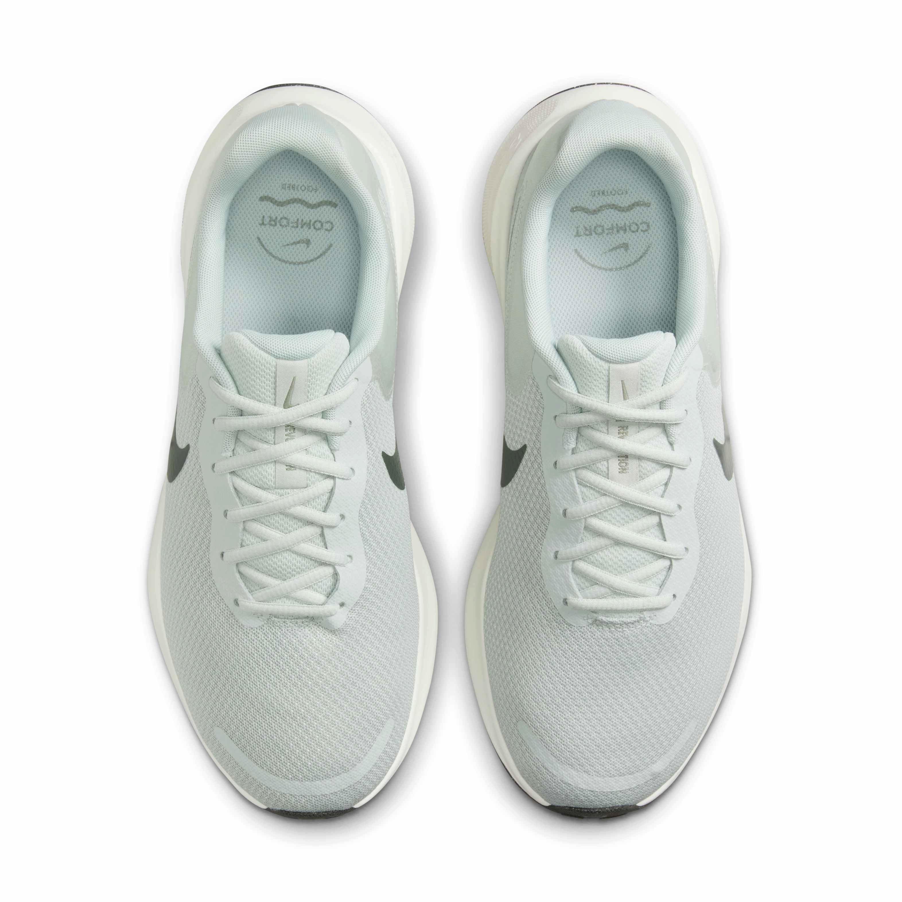 Nike Revolution 7 "Light Silver/Light Army/Pale Ivory/Sequoia" Men's Wide Running Shoe - SILVER/GREEN/WHITE Thumbnail View 4