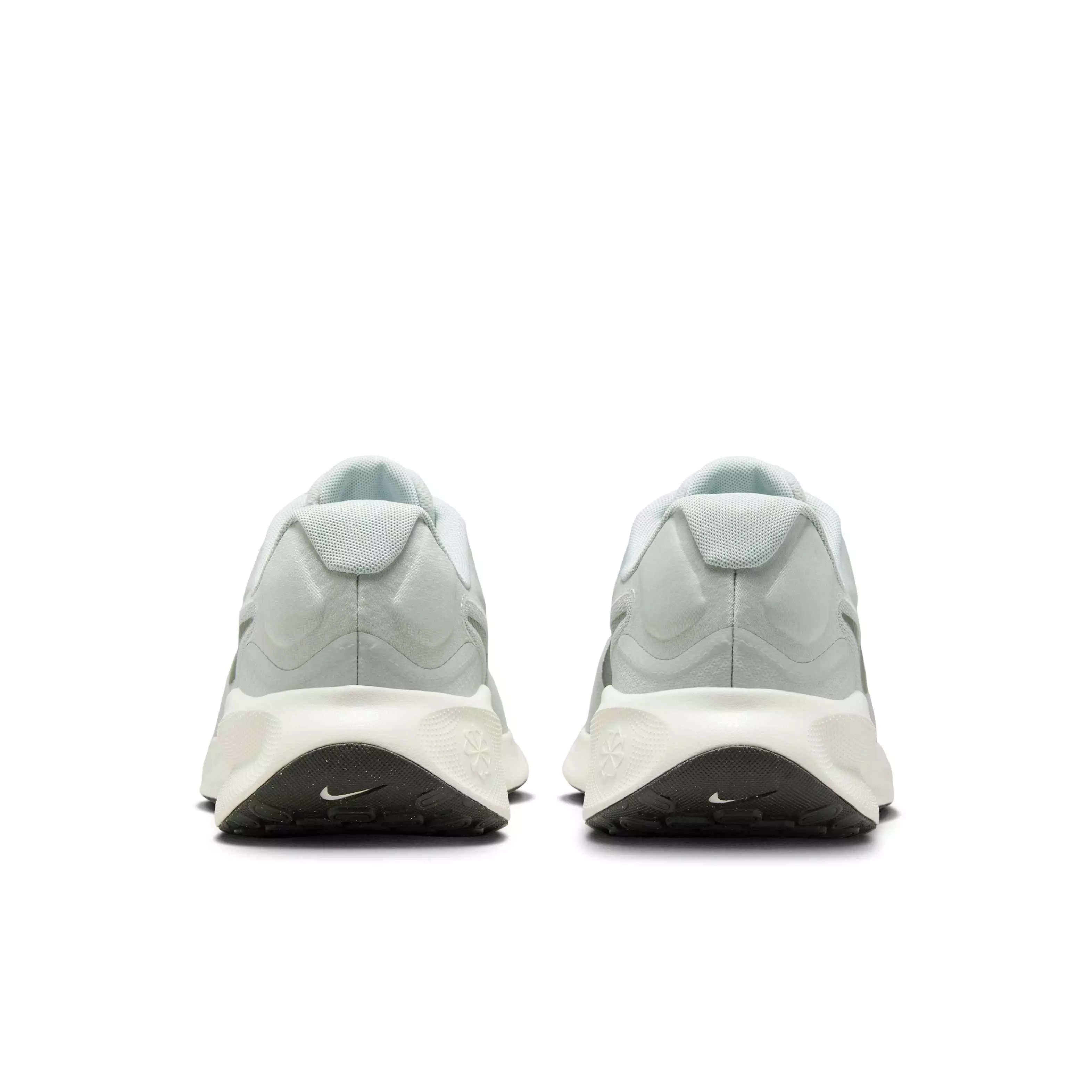 Nike Revolution 7 "Light Silver/Light Army/Pale Ivory/Sequoia" Men's Wide Running Shoe - SILVER/GREEN/WHITE