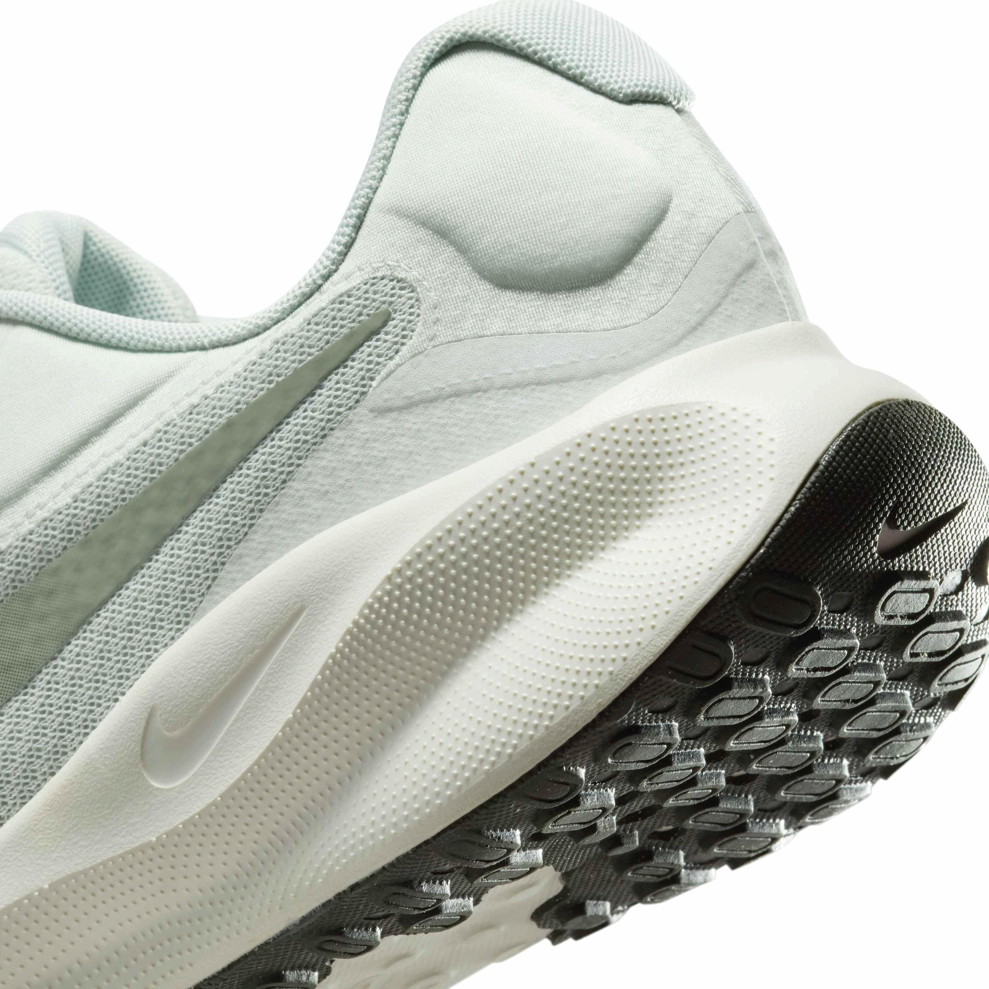 Nike Revolution 7 "Light Silver/Light Army/Pale Ivory/Sequoia" Men's Wide Running Shoe - SILVER/GREEN/WHITE Thumbnail View 8