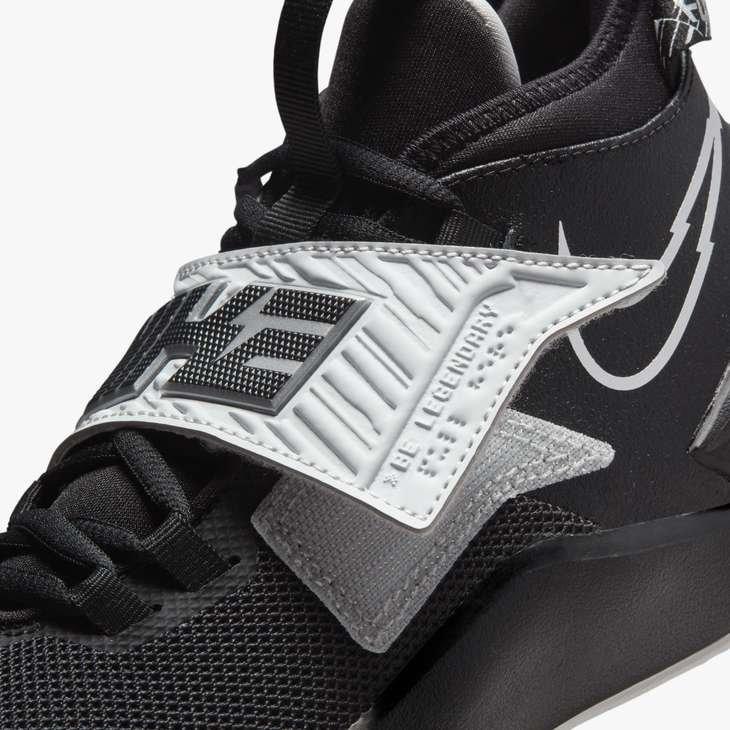 Nike Future Court 3 "Black/White" Grade School Boys' Basketball Shoe - BLACK Thumbnail View 8