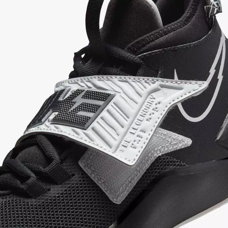 Nike Future Court 3 "Black/White" Grade School Boys' Basketball Shoe - BLACK