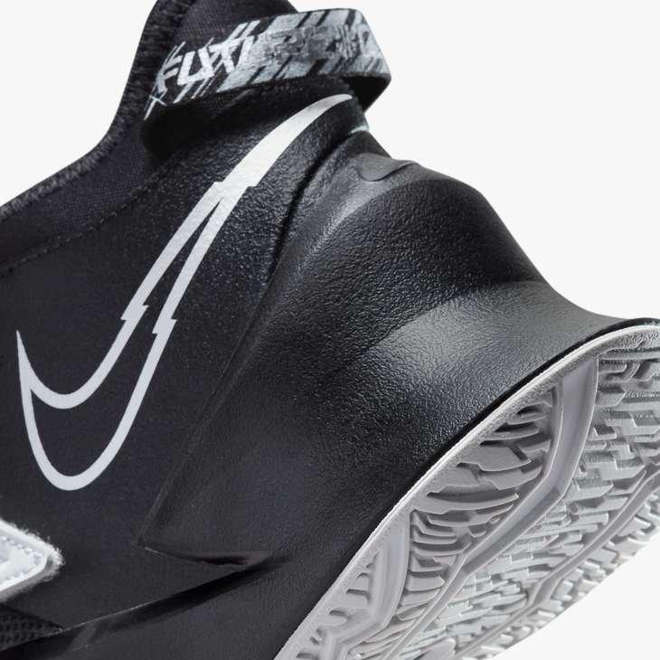 Nike Future Court 3 "Black/White" Grade School Boys' Basketball Shoe - BLACK Thumbnail View 9