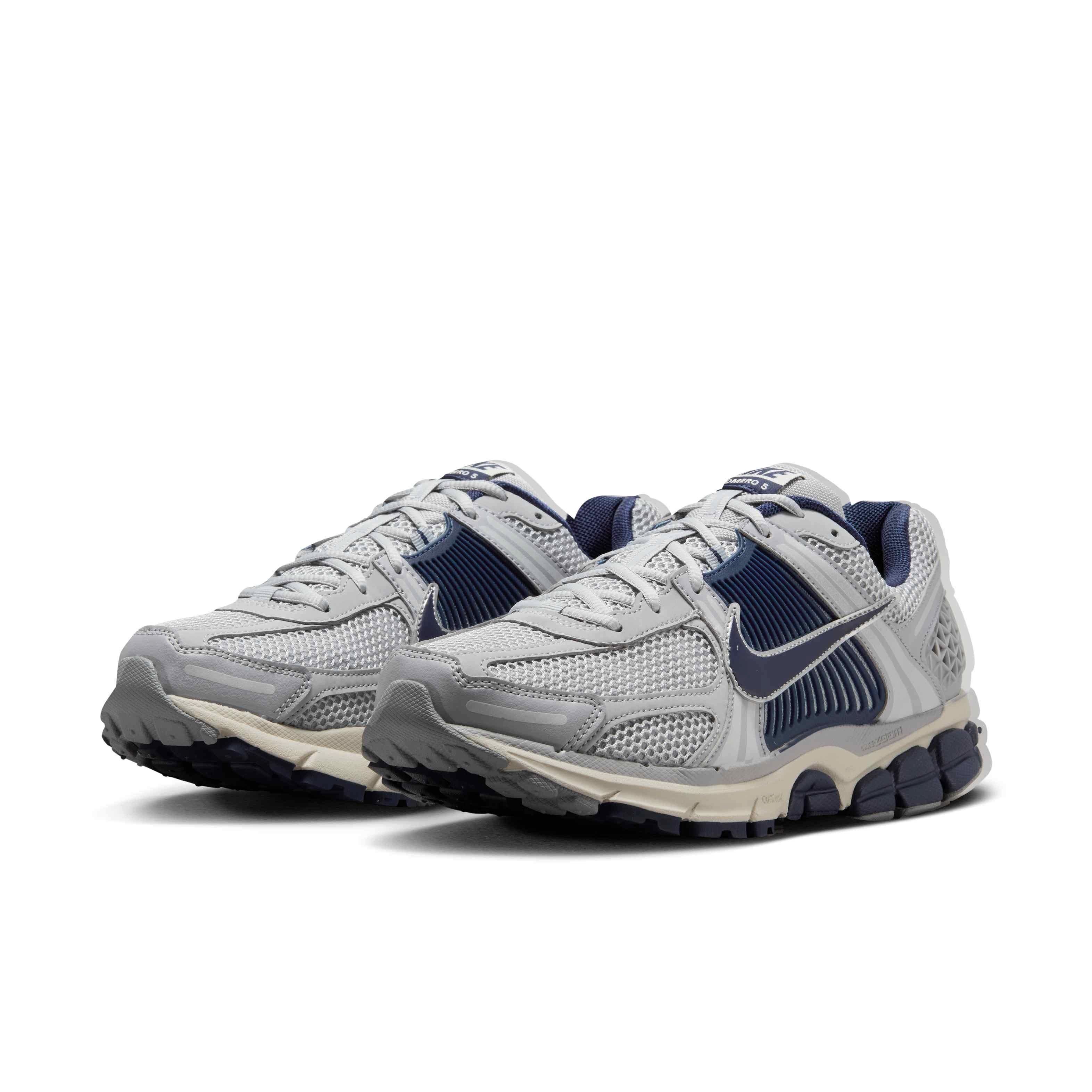 靴 NIKE ZOOM VOMERO 5 vastgrey 28cm Nike Zoom Vomero 5 Men's Shoe Vast Grey/Blue Void | Hibbett