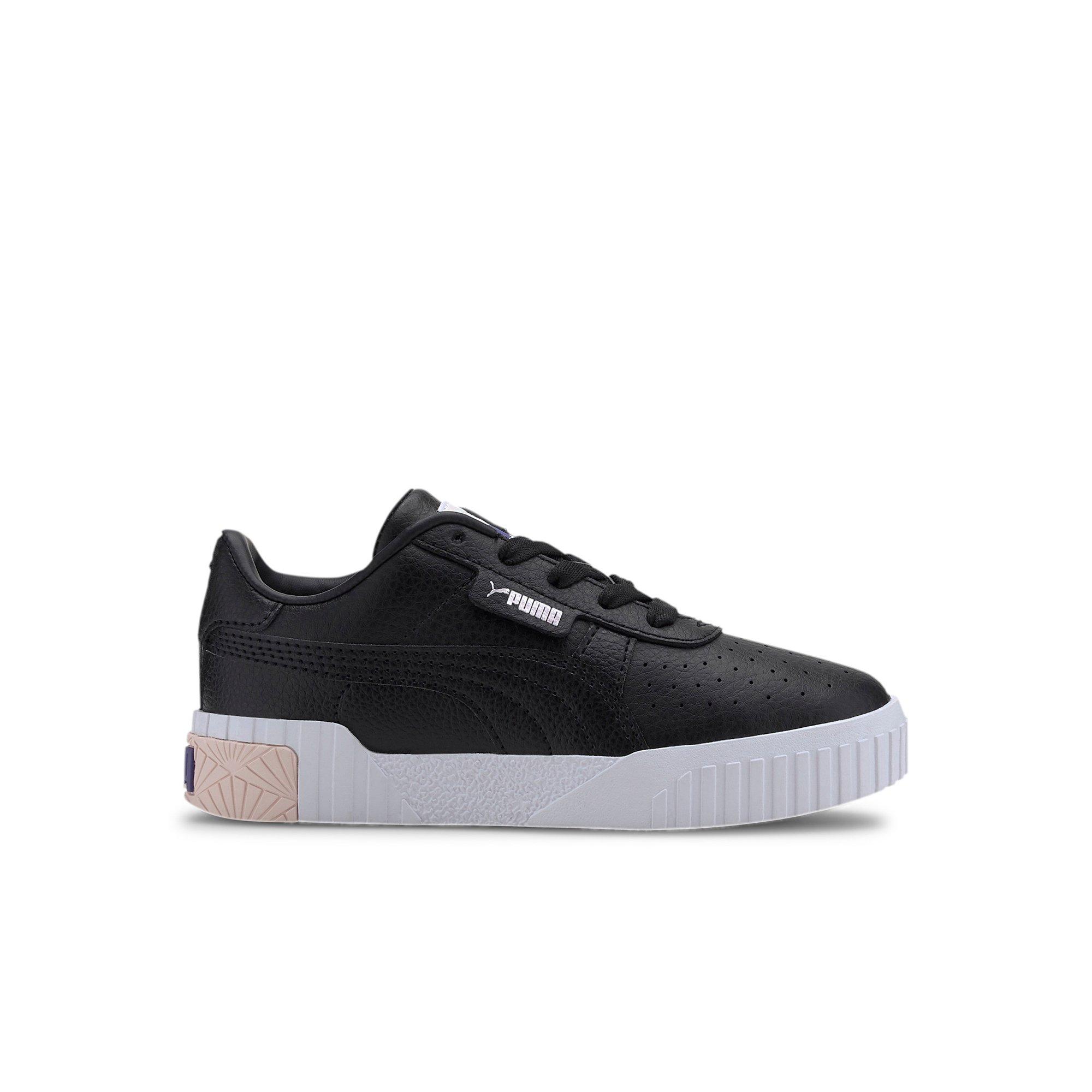 girls black pumas