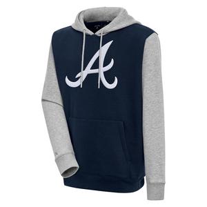 Antigua Men's Atlanta Braves CB Victory Pullover Hoodie