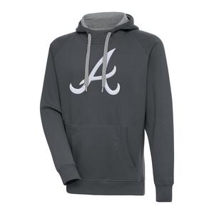 Antigua Men's Atlanta Braves Chest Logo Victory Pullover Hoodie