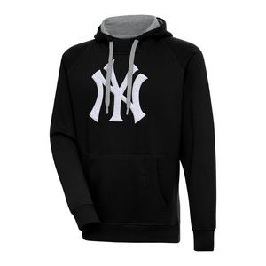 Antigua Men's New York Yankees Chest Logo Victory Pullover Hoodie