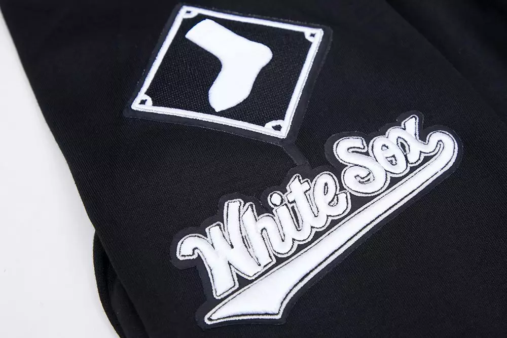 Pro Standard Men's Chicago White Sox Classic Chenille DK PO Hoodie - Black - BLACK