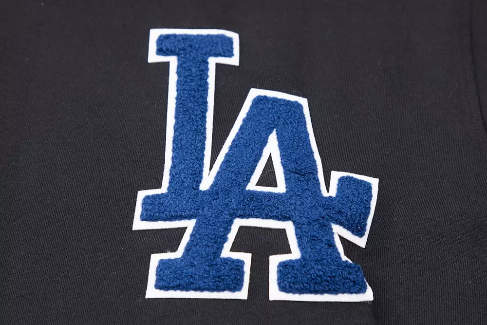 Pro Standard Men's Los Angeles Dodgers Classic Chenille DK PO Hoodie -Black - BLACK