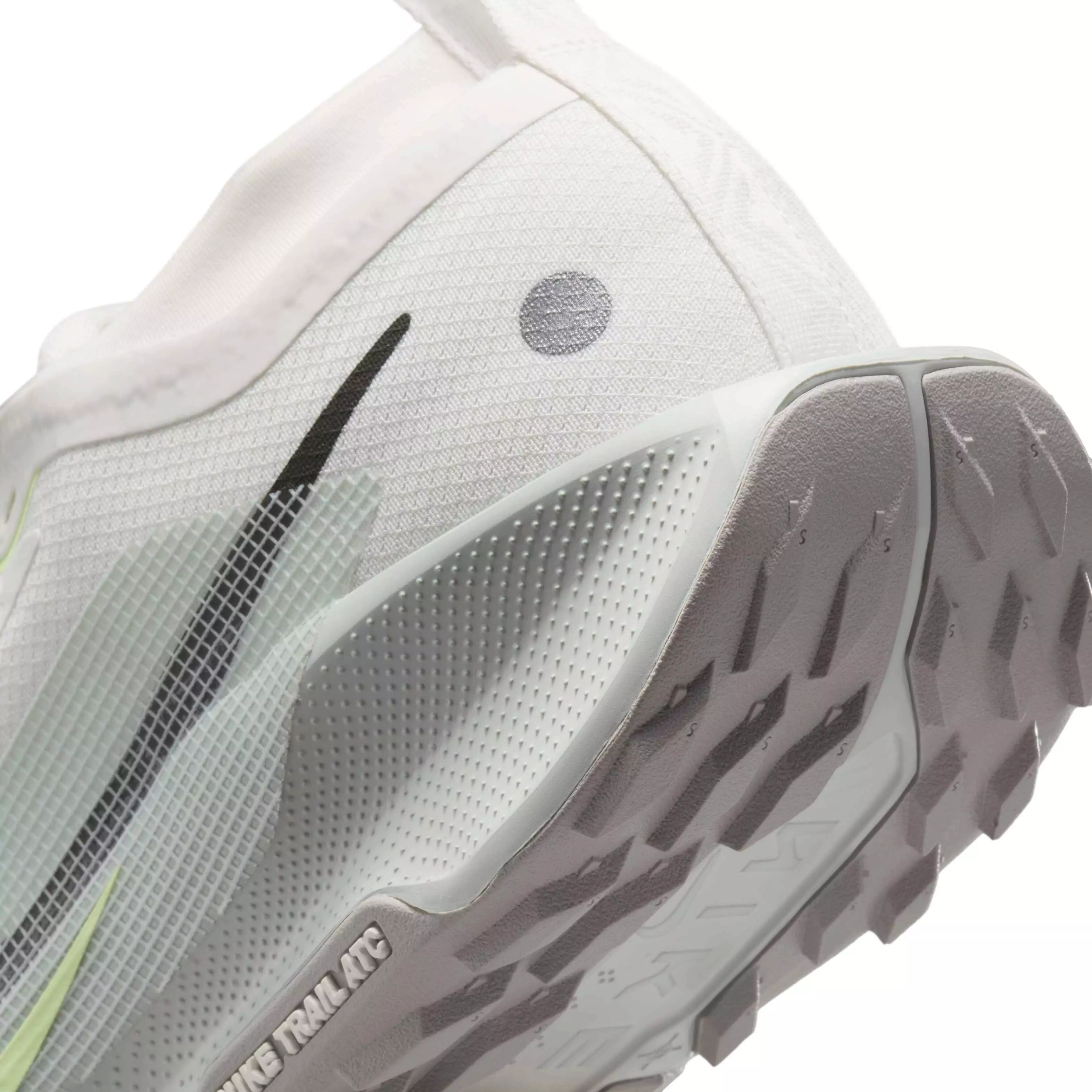 Nike Pegasus Trail 5 GORE-TEX "Summit White/Lt Silver/Grey/Sequoia" Men's Trail Running Shoe - WHITE/LT SILVER/GREY/SEQUOIA