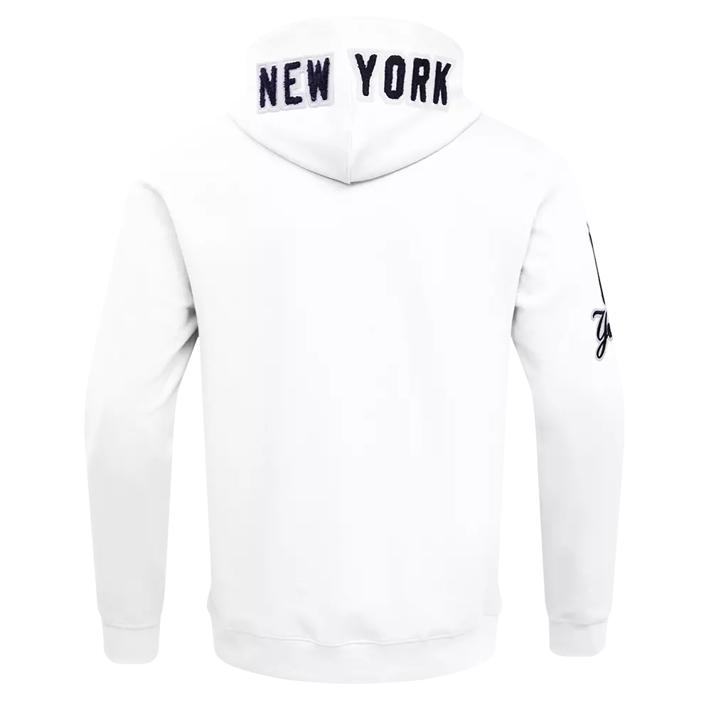 Pro Standard Men's New York Yankees Classic Chenille DK Full-Zip Pullover Jacket - White - WHITE