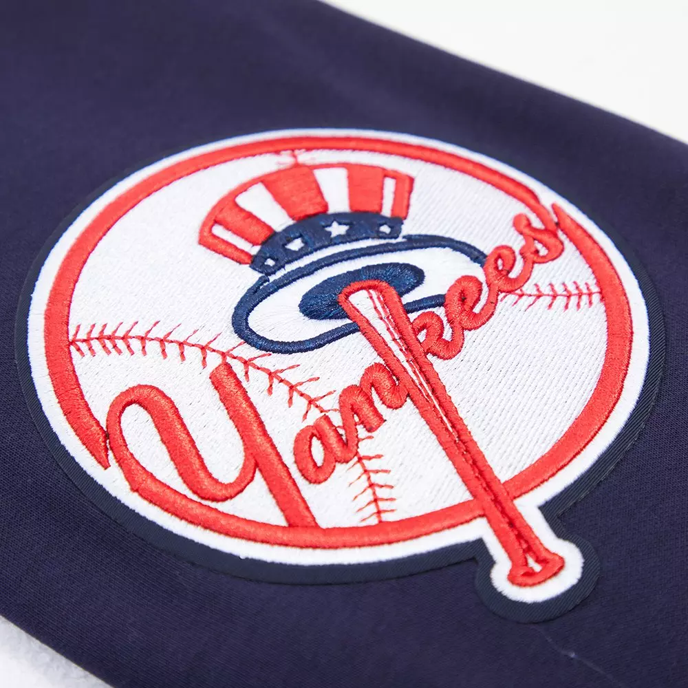 Pro Standard Men's New York Yankees Classic Chenille DK Full-Zip Pullover Jacket - Navy - NAVY