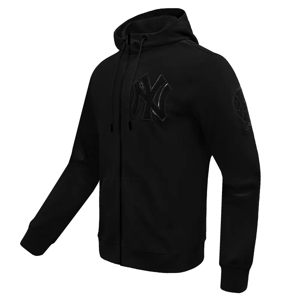 Pro Standard Men's New York Yankees Triple Black Zipper Jacket - BLACK