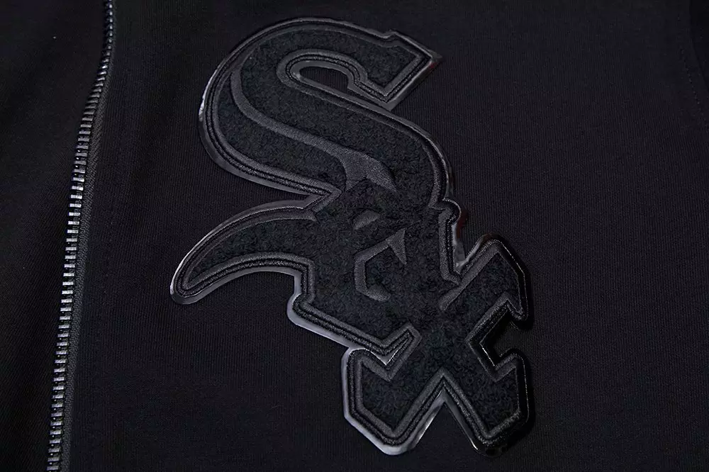 Pro Standard Men's Chicago White Sox Triple Black Zipper Jacket - BLACK