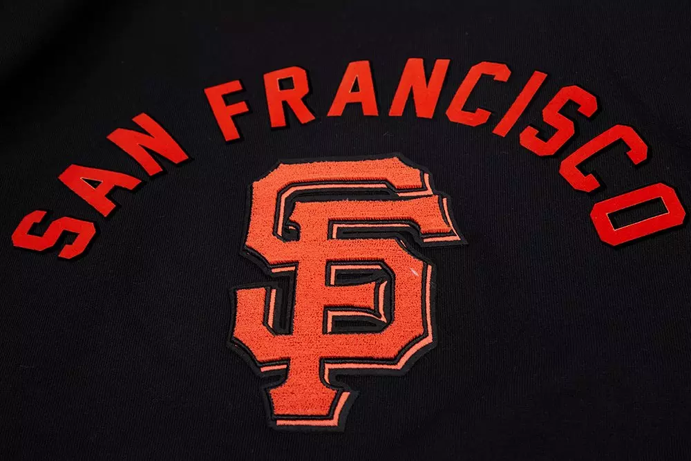 Pro Standard Men's San Francisco Giants Classic Fleece PO Hoodie - Black - BLACK