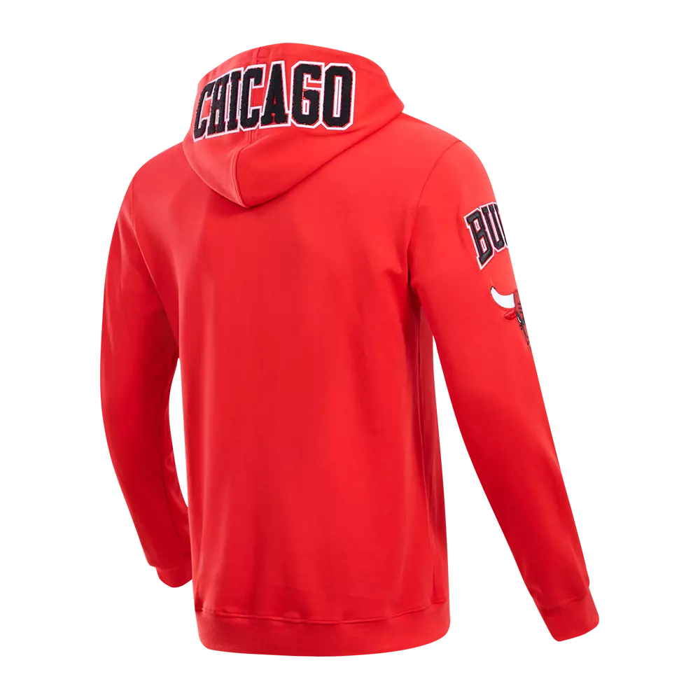 Pro Standard Men's Chicago Bulls Classic Chenille DK PO Hoodie -Red - RED
