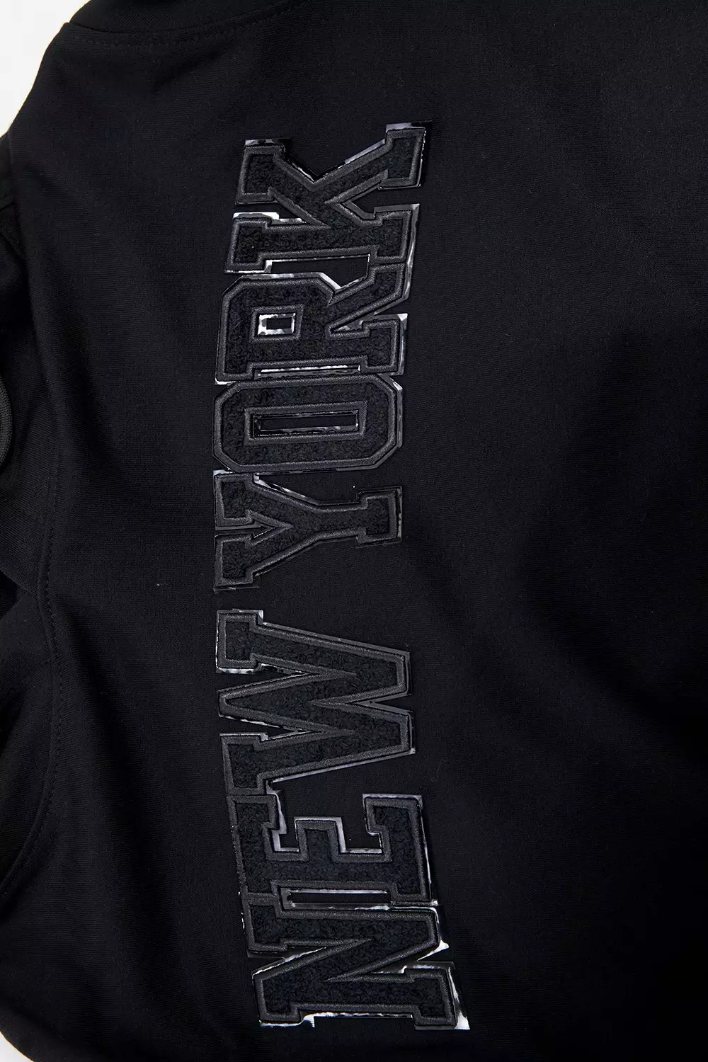 Pro Standard Men's New York Knicks Triple Black Zipper Jacket - BLACK