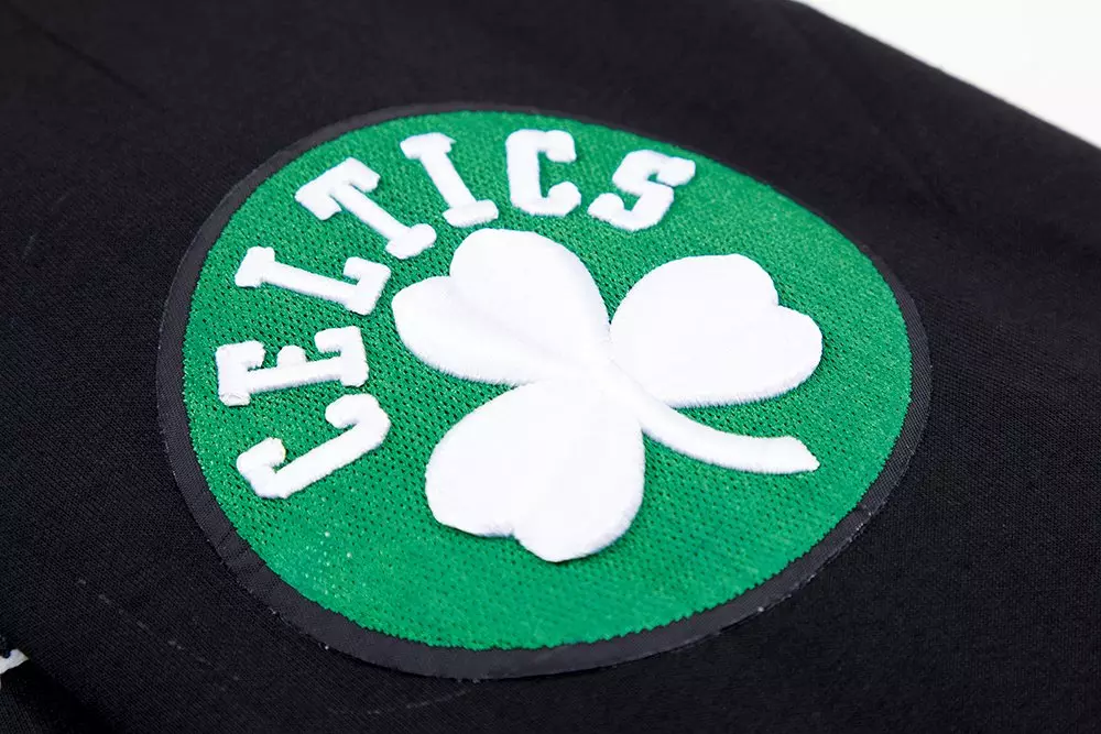 Pro Standard Men's Boston Celtics Classic Chenille DK Full-Zip Pullover Jacket - Black - BLACK