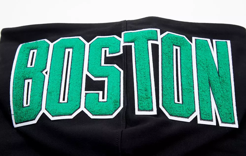 Pro Standard Men's Boston Celtics Classic Chenille DK Full-Zip Pullover Jacket -Black - BLACK