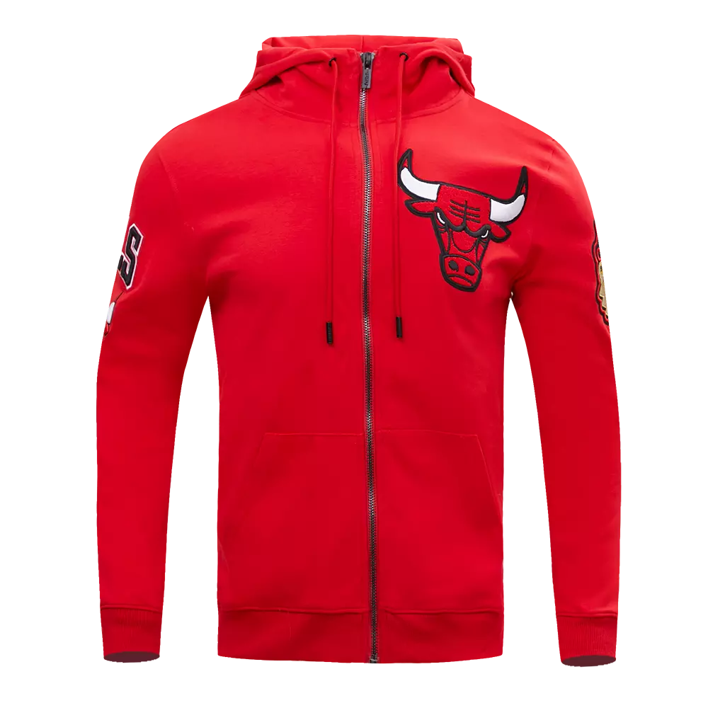 Pro Standard Men's Chicago Bulls Classic Chenille DK Full-Zip Pullover Jacket - Red - RED