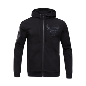 Pro Standard Men's Chicago Bulls Triple Black Zipper Jacket