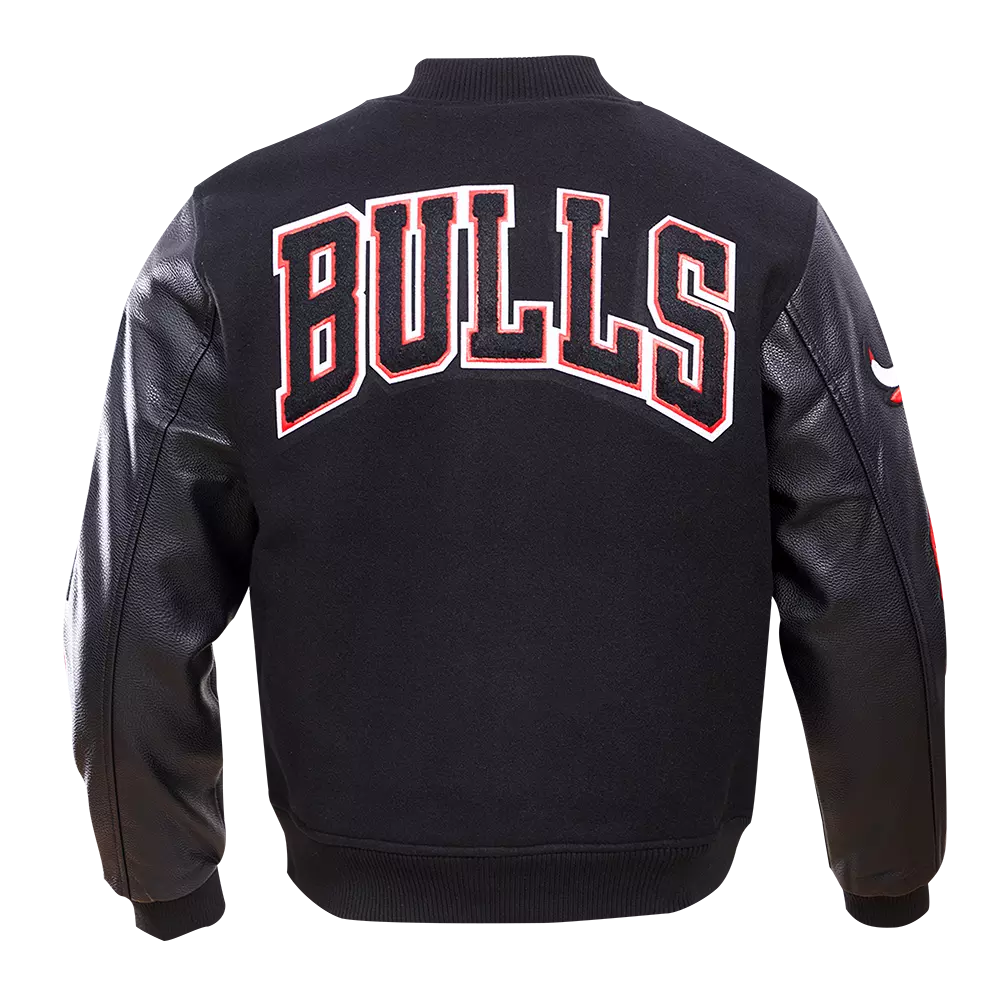 Pro Standard Men's Chicago Bulls Classic Wool Varsity Jacket - Black - BLACK
