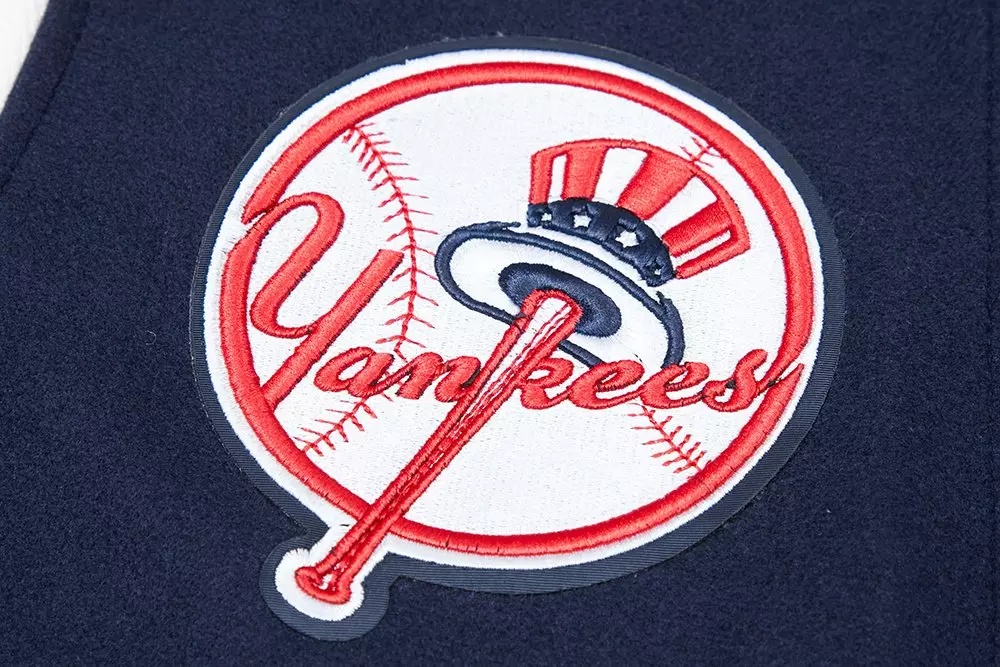 Pro Standard Women's New York Yankees Classic Wool Varsity Jacket -Navy/White - NAVY/WHITE