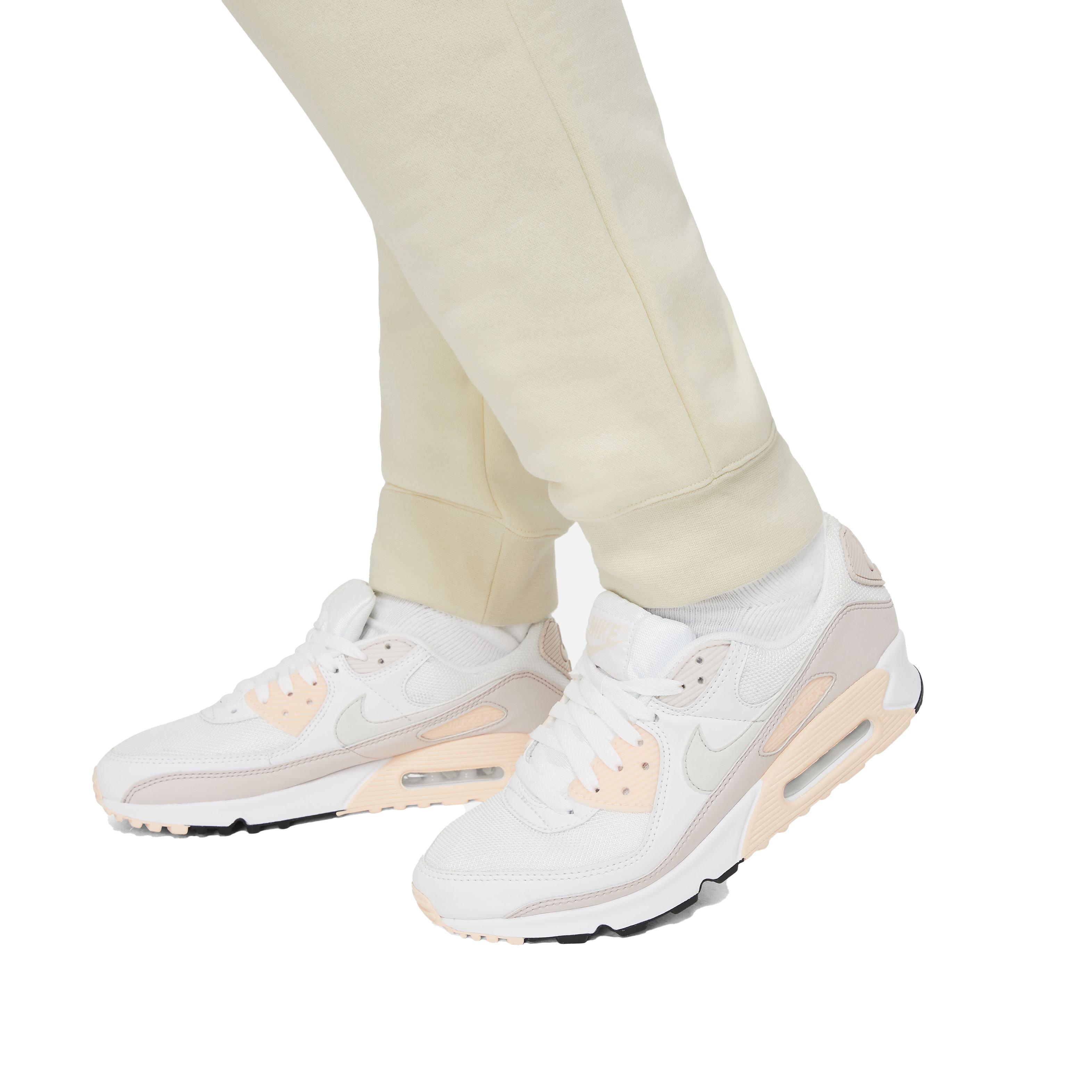 Nike Women's Sportswear Essential Fleece Pant-Plus Size - YELLOW Thumbnail View 3