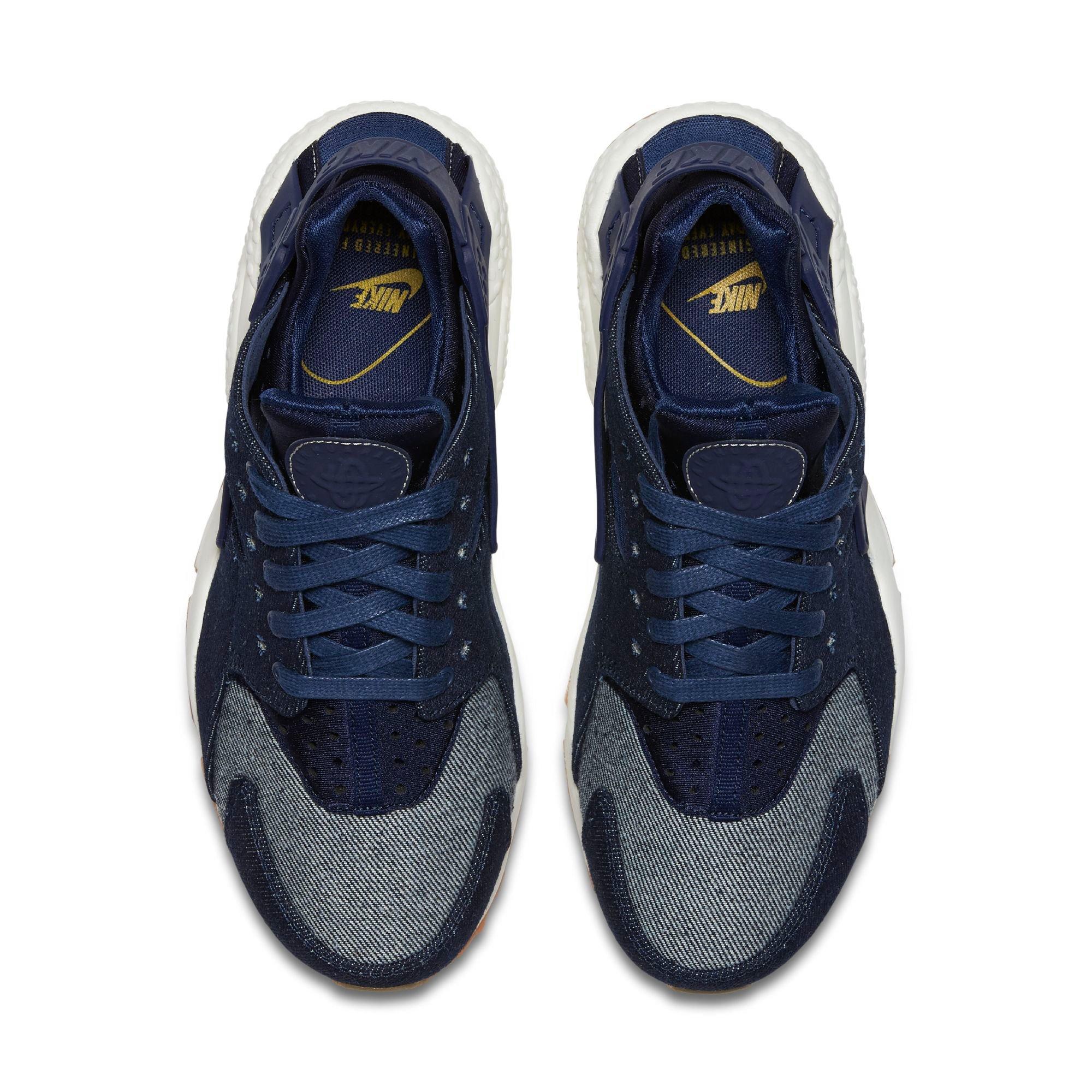 nike huarache with jeans