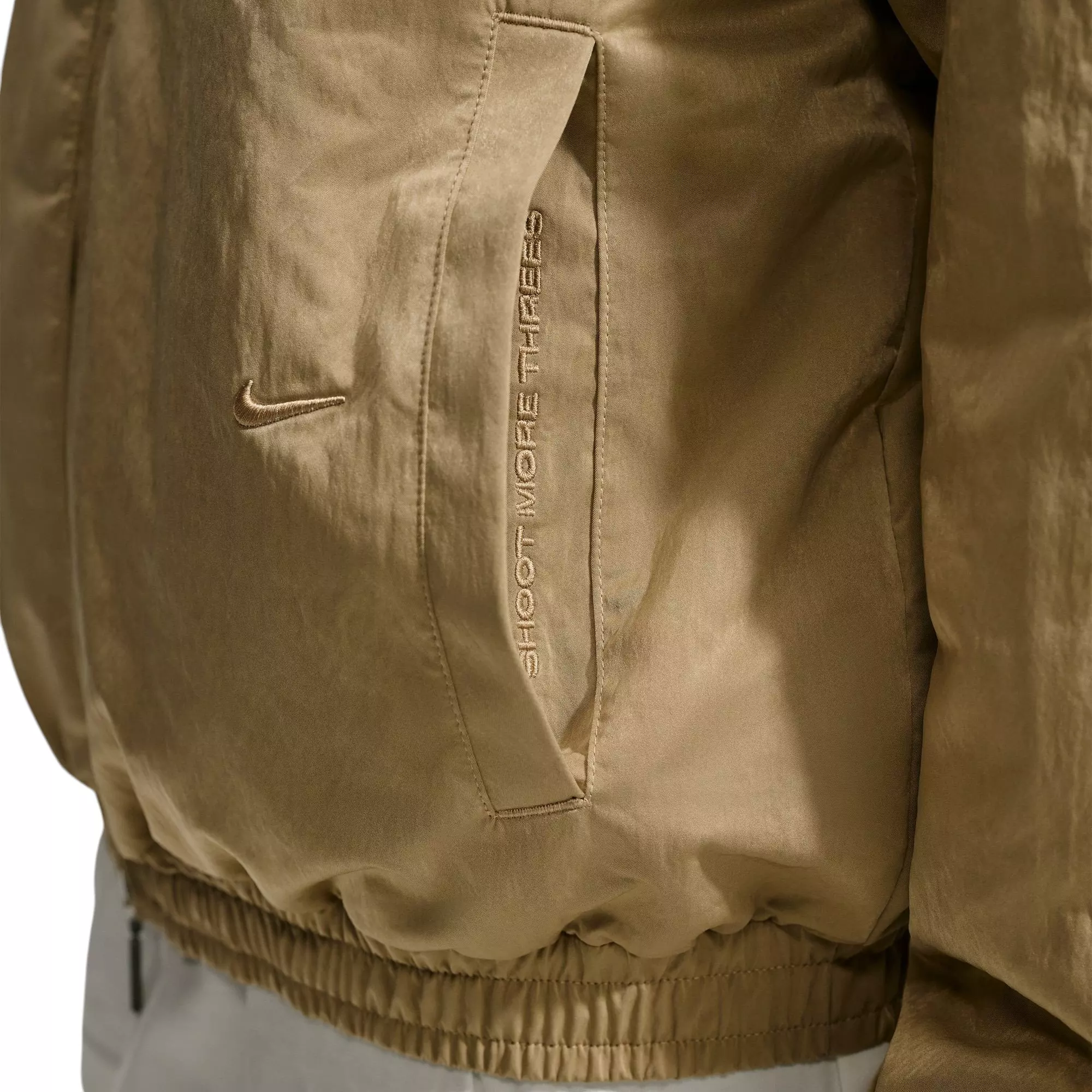 Nike Caitlin Standard Issue Dri-FIT Women's Game Woven Synthetic-Fill Basketball Jacket - BEIGE